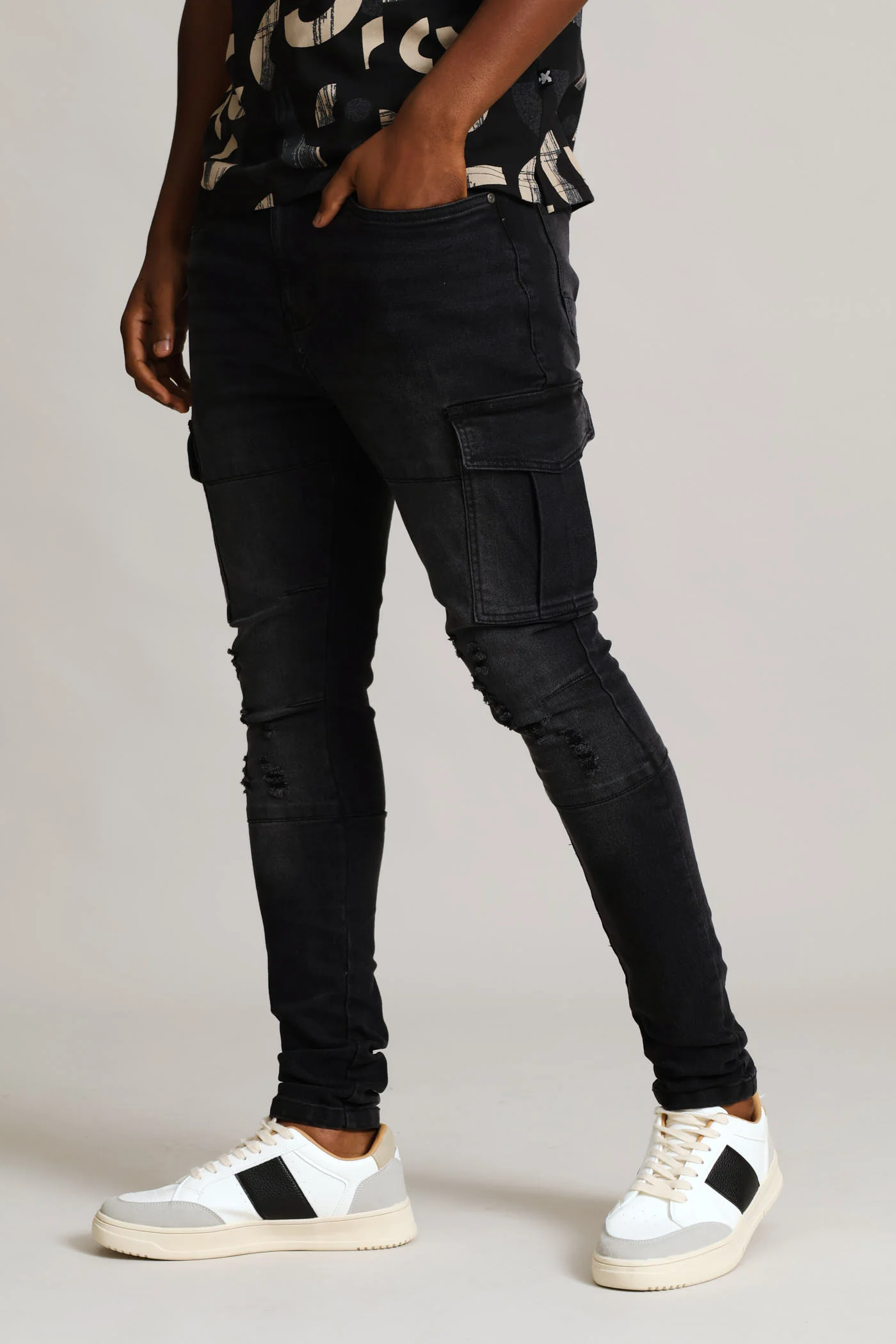 Super Skinny Cargo Denim - Black - Image 3