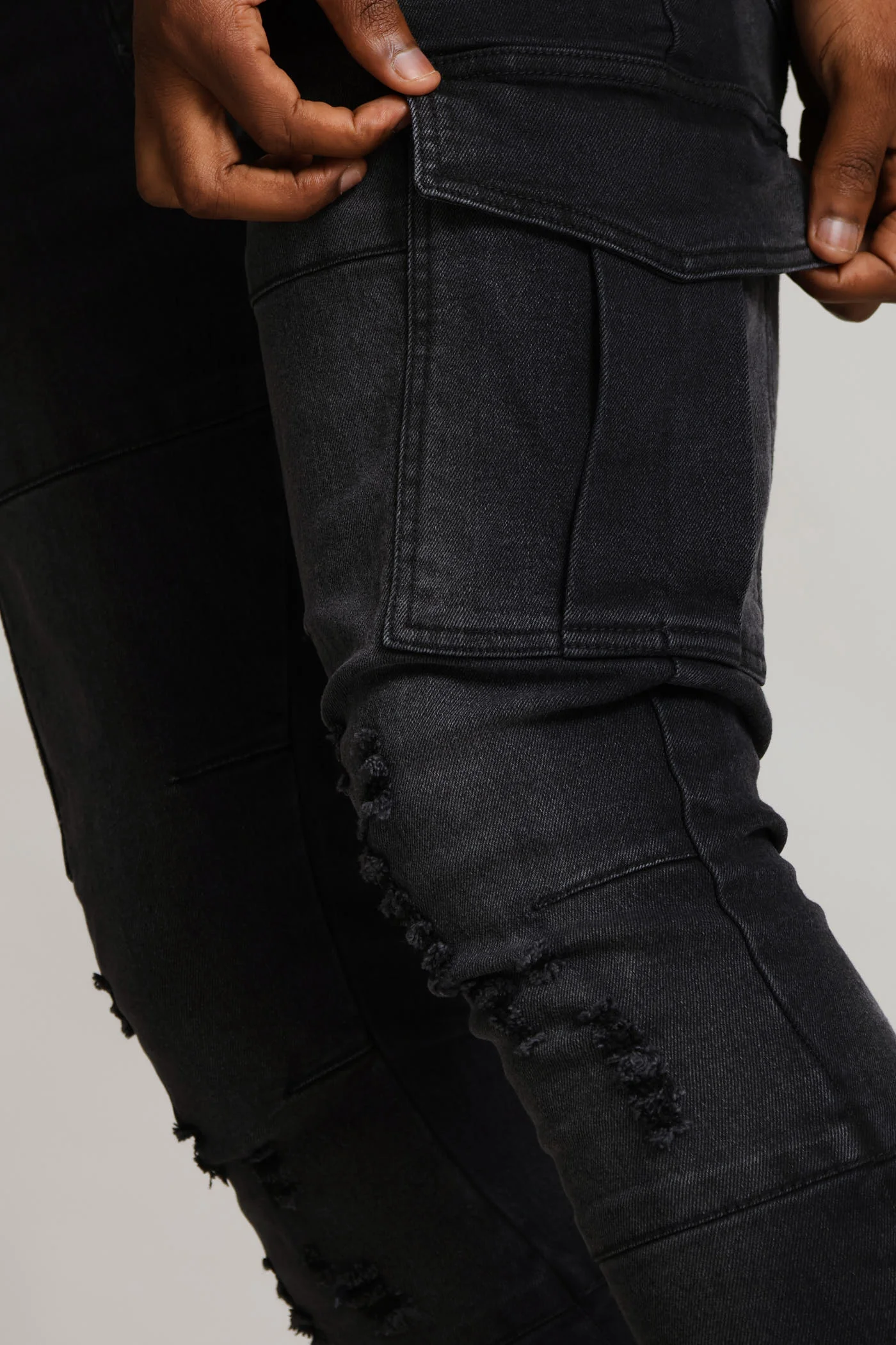 Super Skinny Cargo Denim - Black - Image 4