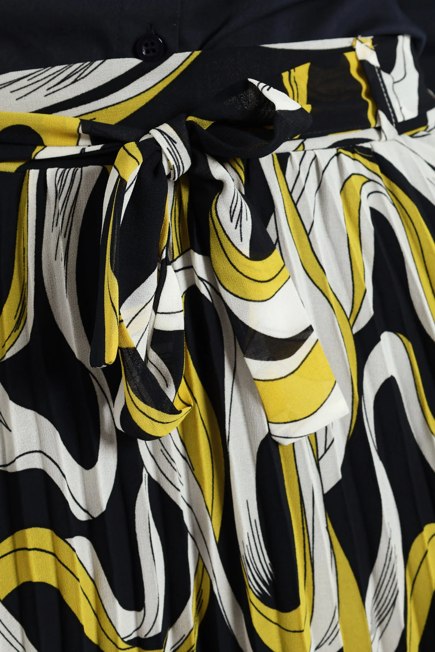 Swirl Belted Pleated Midi Skirt - Mustard - Image 5