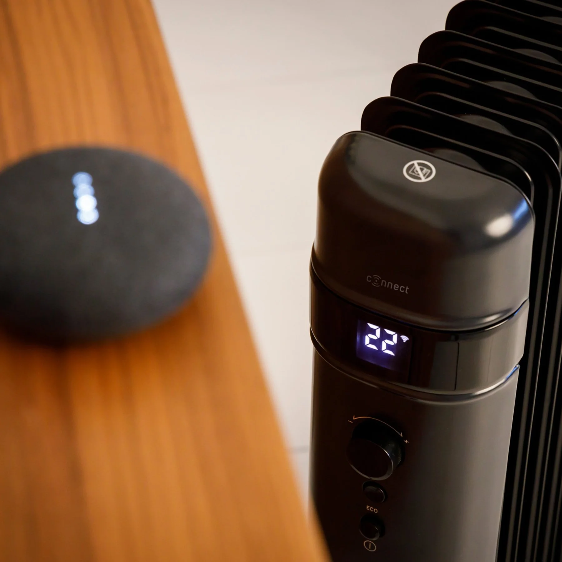 Taurus 11 Fin Oil Filled Steel Wifi Enabled Heater - Black - Image 7
