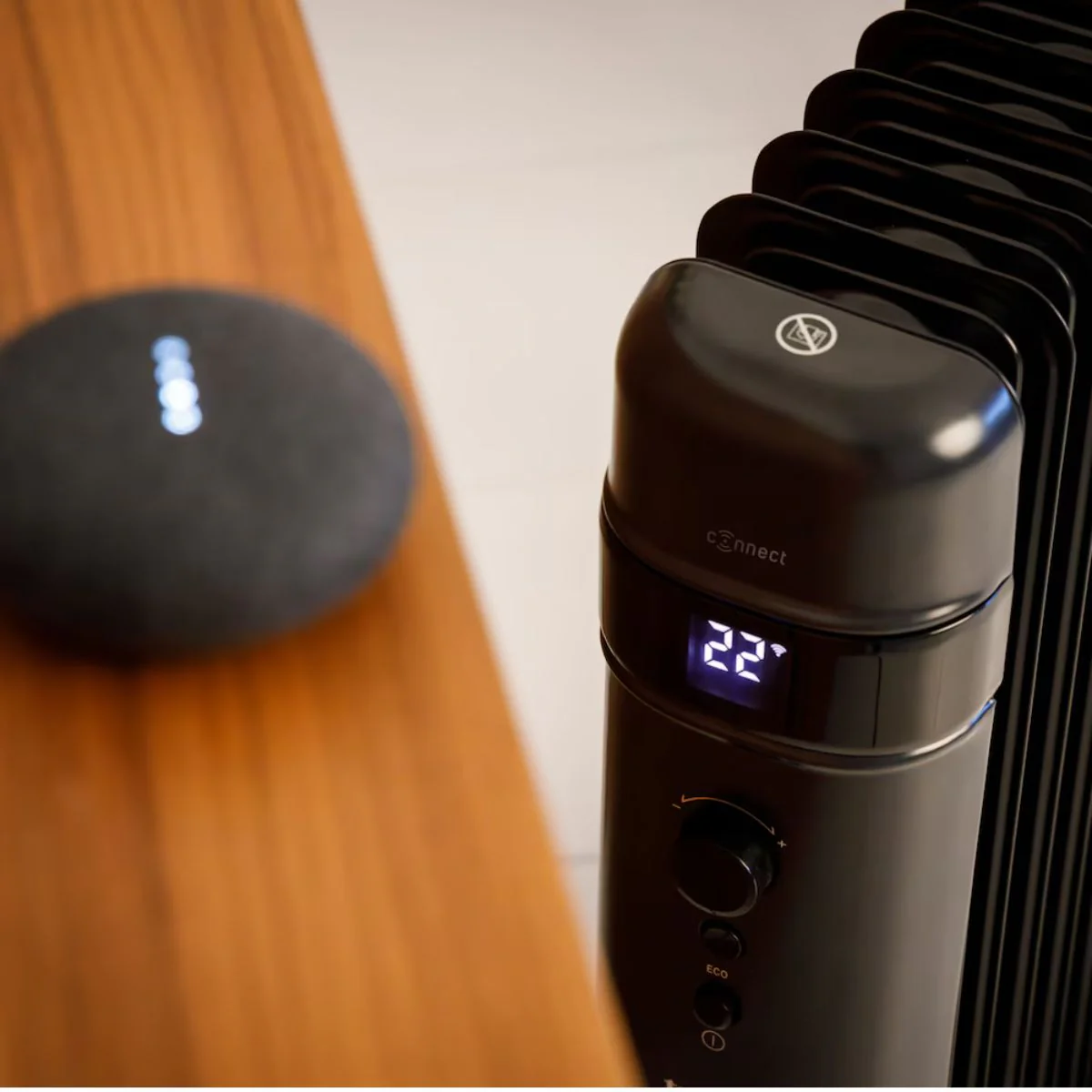 Taurus 7 Fin Oil Filled Steel Wifi Enabled Heater - Black - Image 5