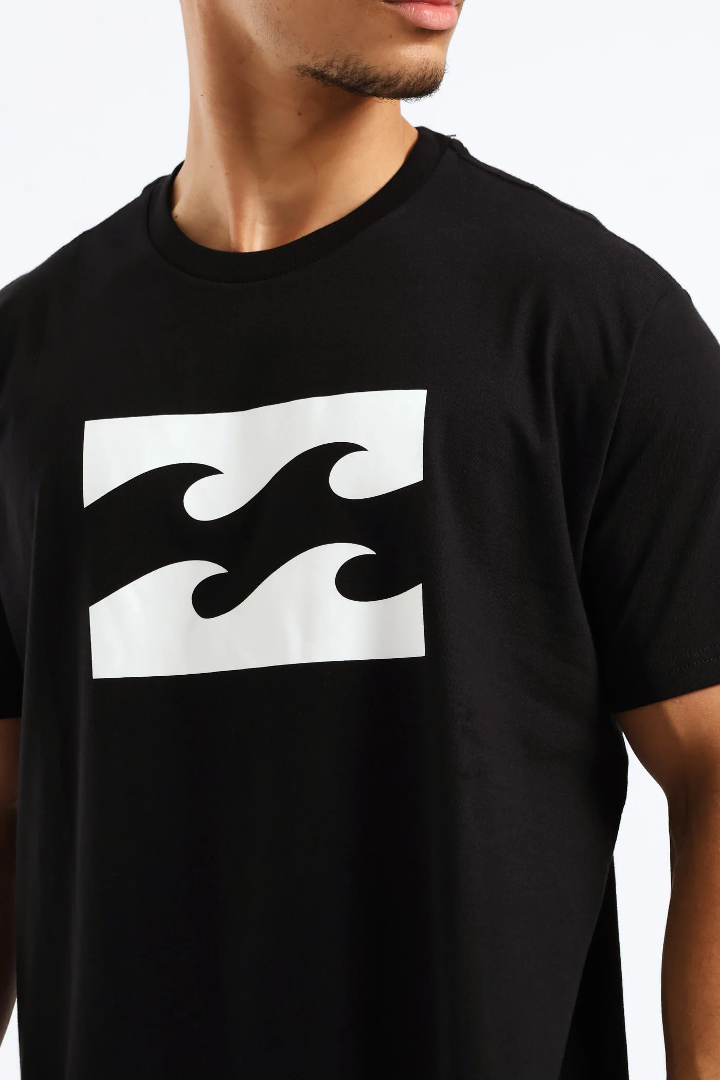 Team Wave Tee - Black - Image 2