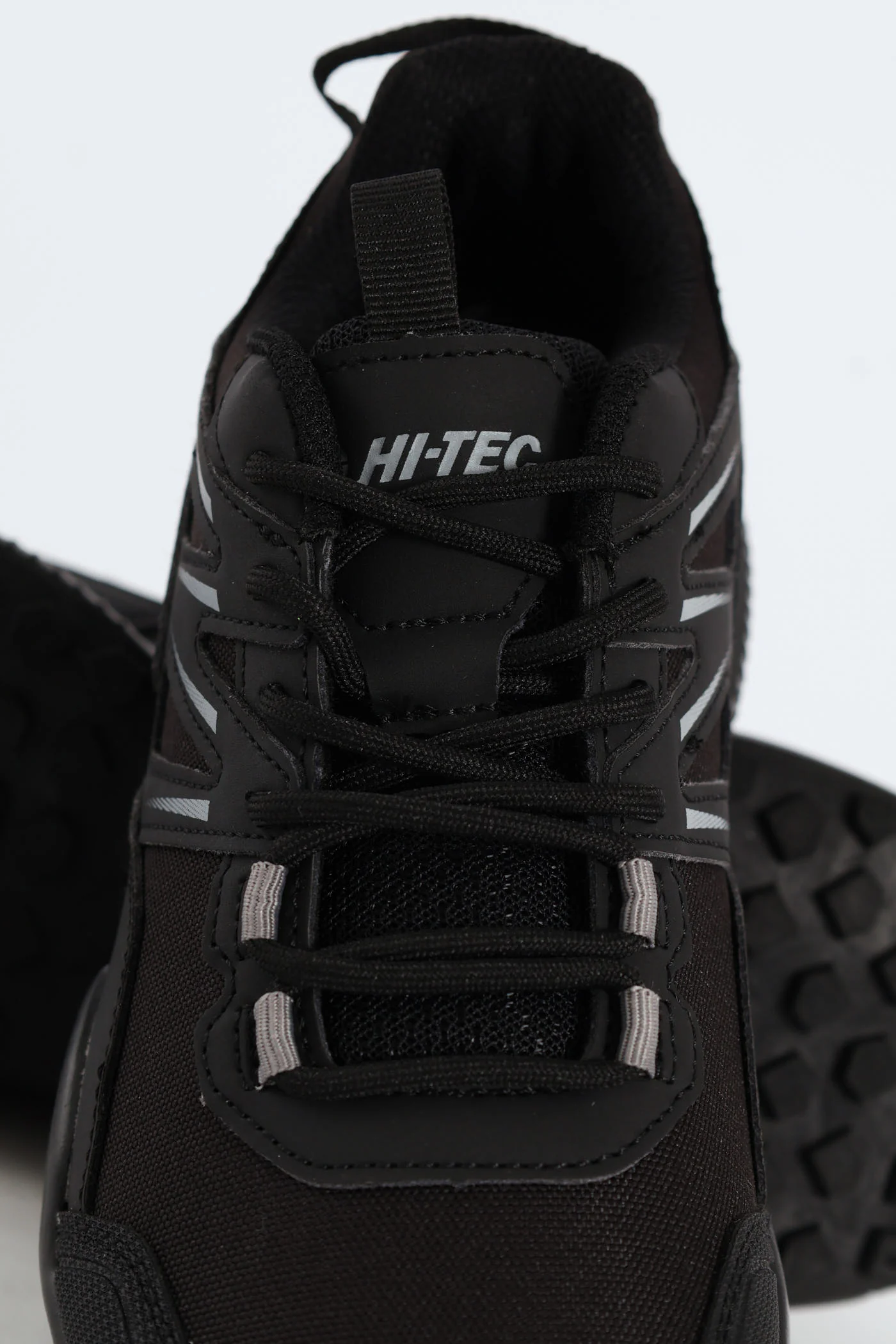 Tempest Outdoor Trainer - Black - Image 2