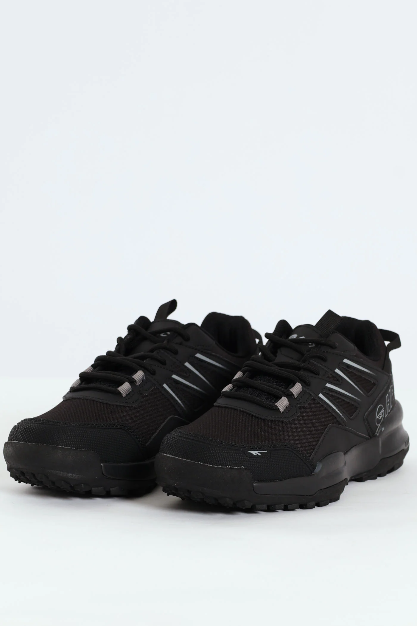 Tempest Outdoor Trainer - Black - Image 3