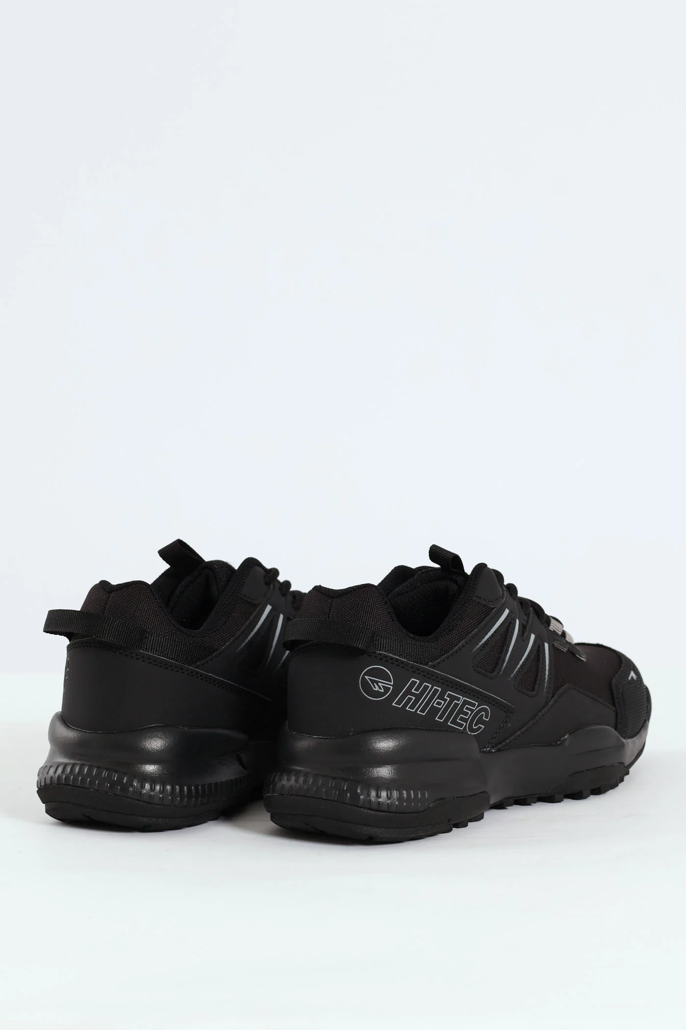 Tempest Outdoor Trainer - Black - Image 4