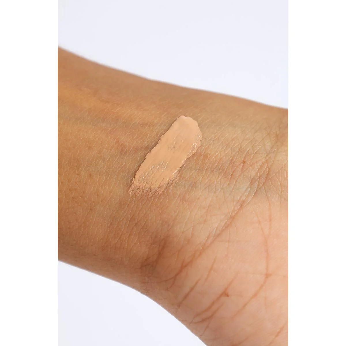 Liquid Concealer - Image 2
