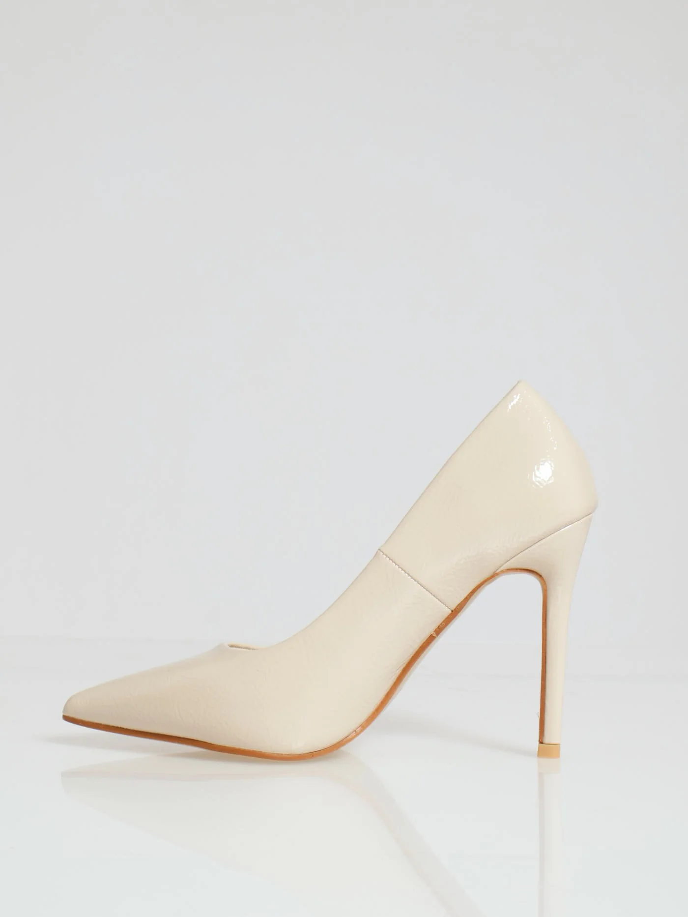 Textured Pointy Fashion Court Heel - Off White - Image 2