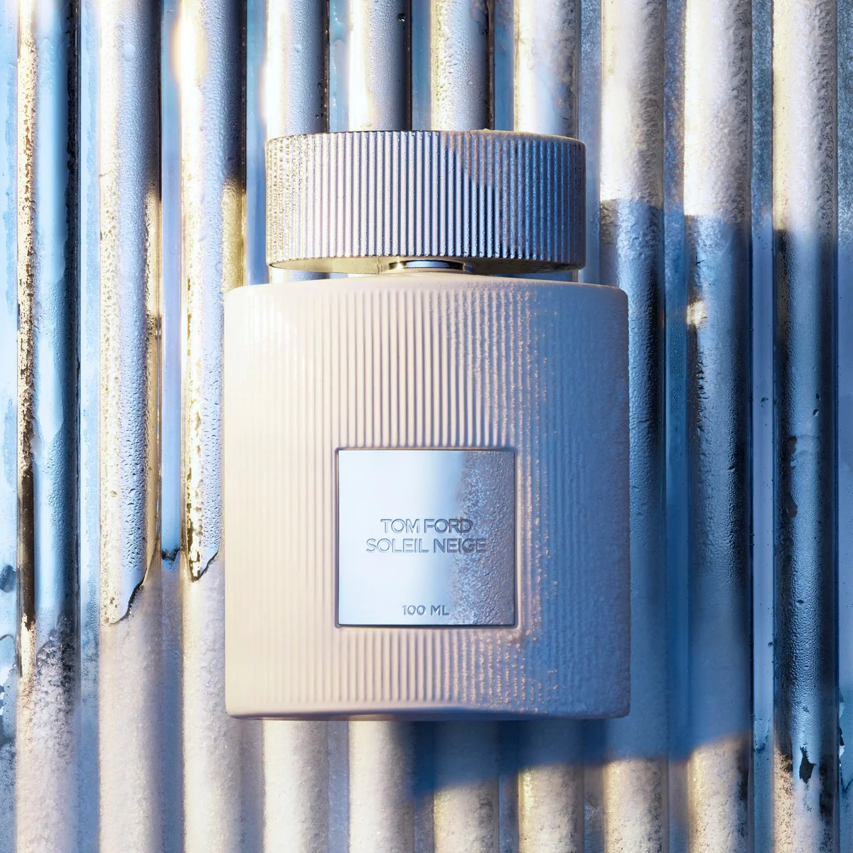 Soleil Neige Eau De Parfum - Image 2
