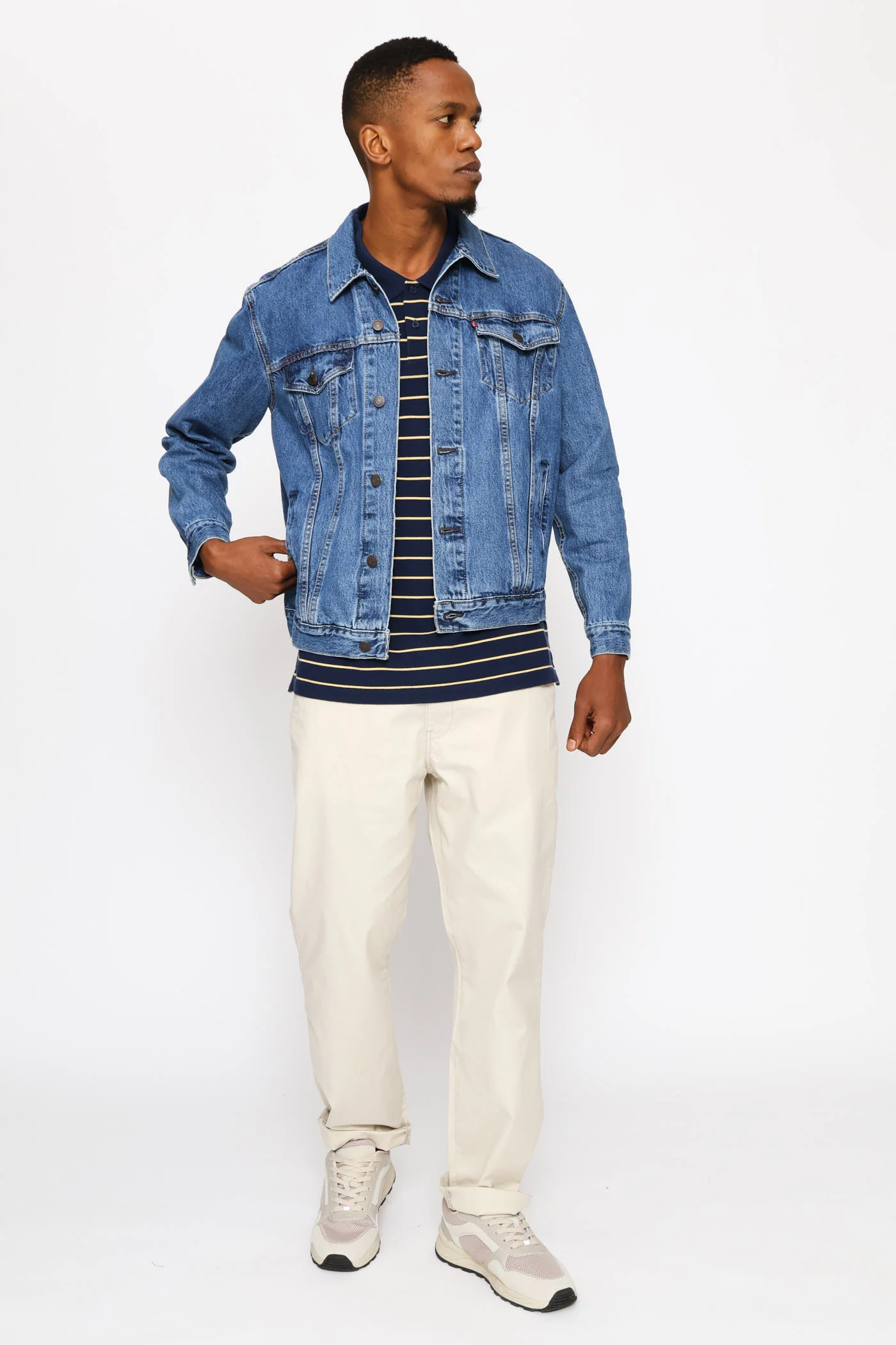 The Trucker Jacket - Medium Wash - Image 5