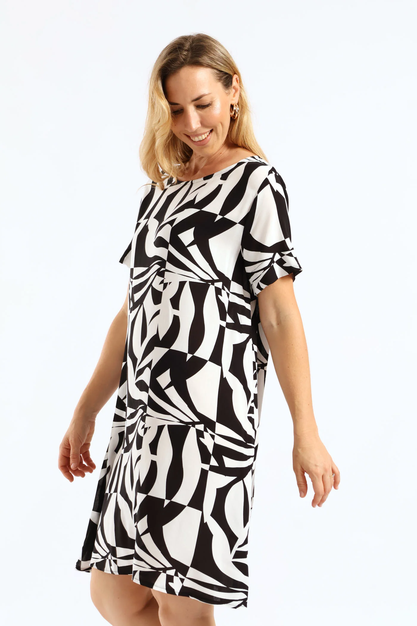 Tie Detail Woven Shift T-Shirt Mini Dress - Black/White - Image 3