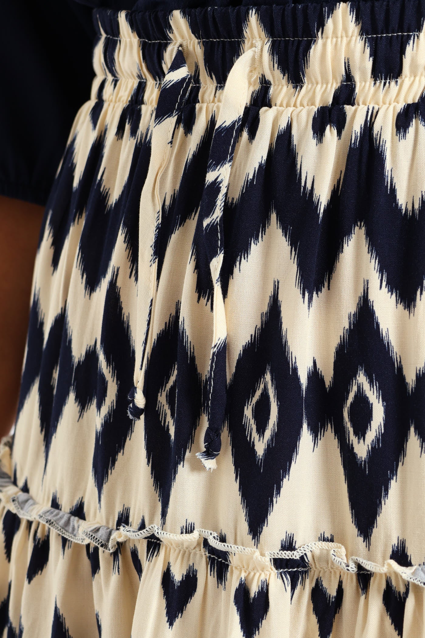Tiered Midi Aztec Mini Skirt With Drawstring - Navy/White - Image 4