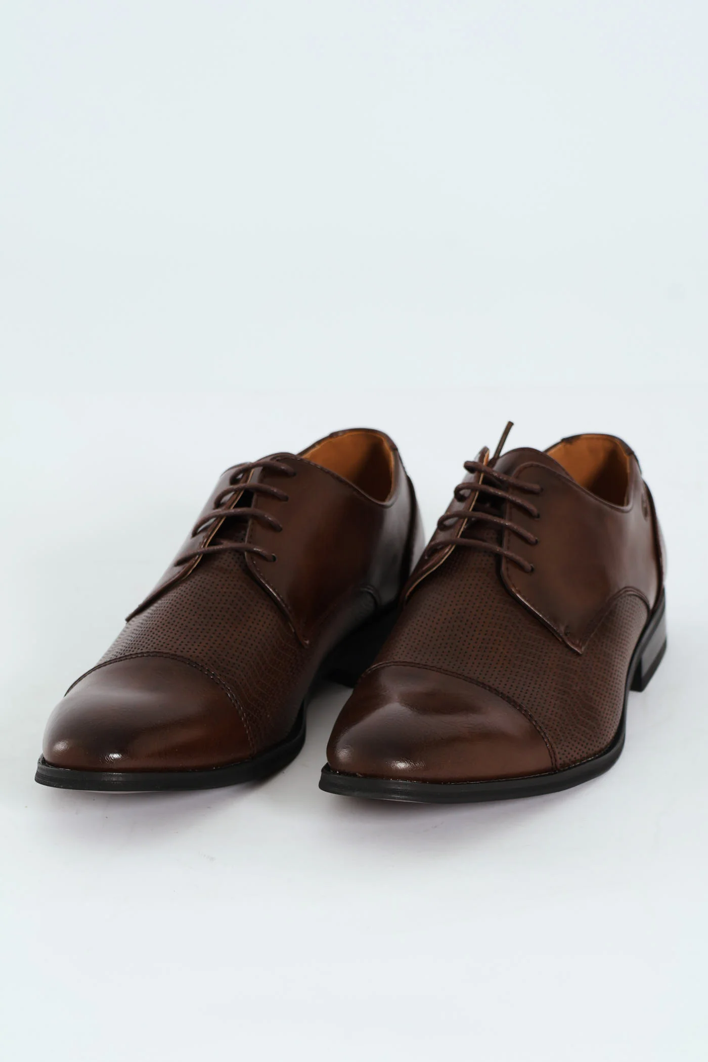 Toe Cap & Pin Punch Detail Derby Shoe - Brown - Image 3