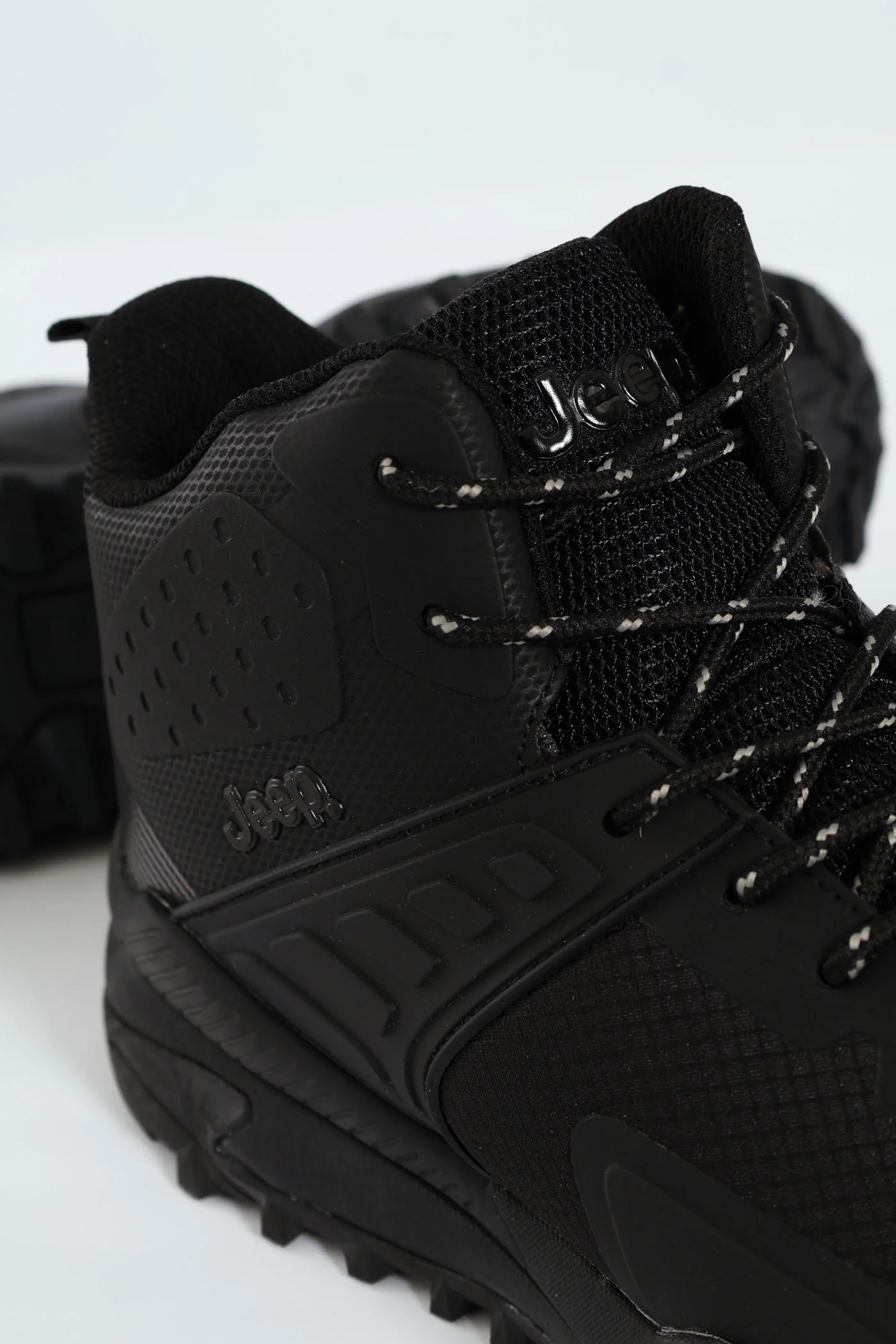 Trackhawk Hiking Boot - Black - Image 2