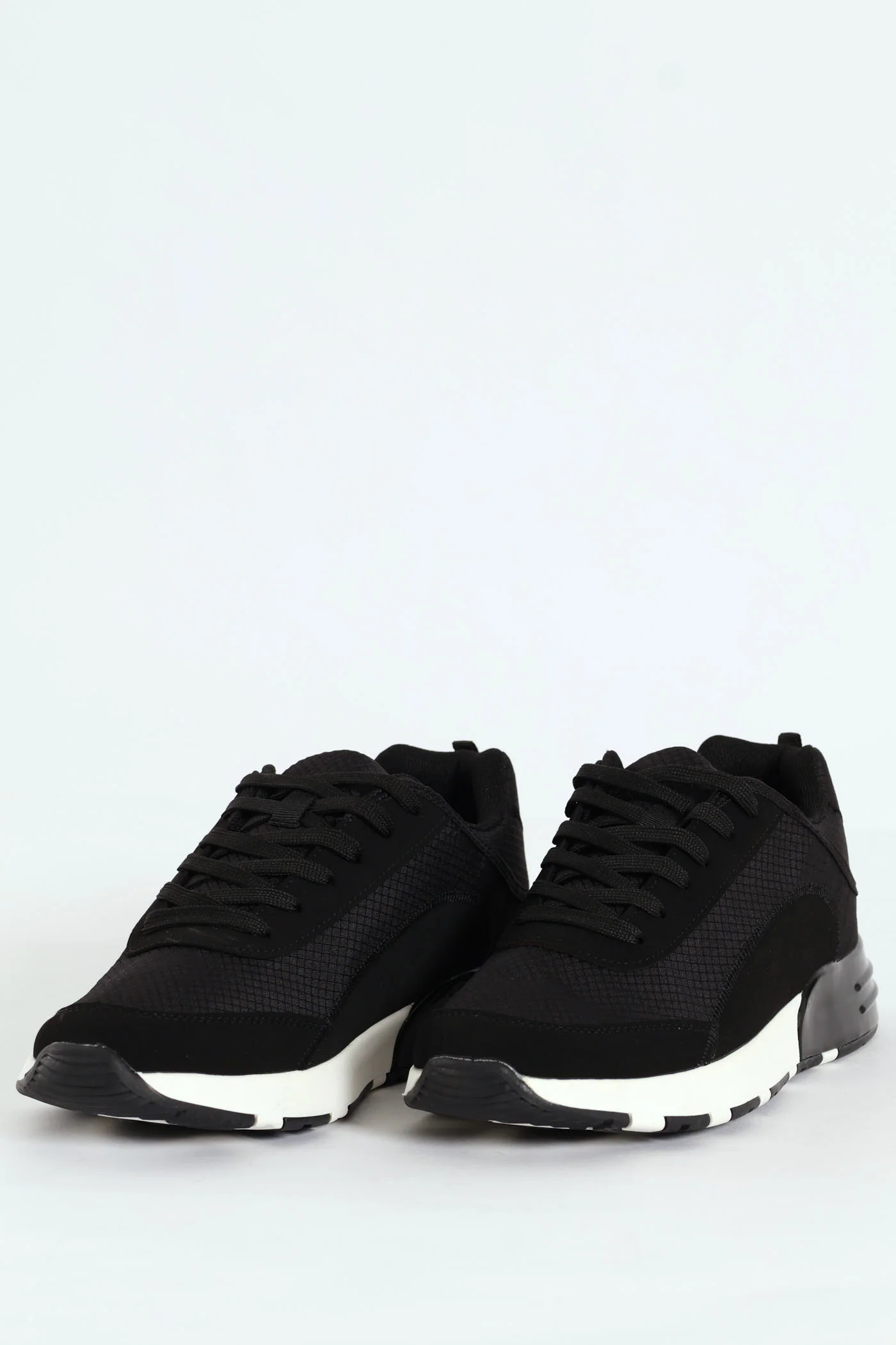 Trainer With Heel Insert On Sole - Black - Image 3