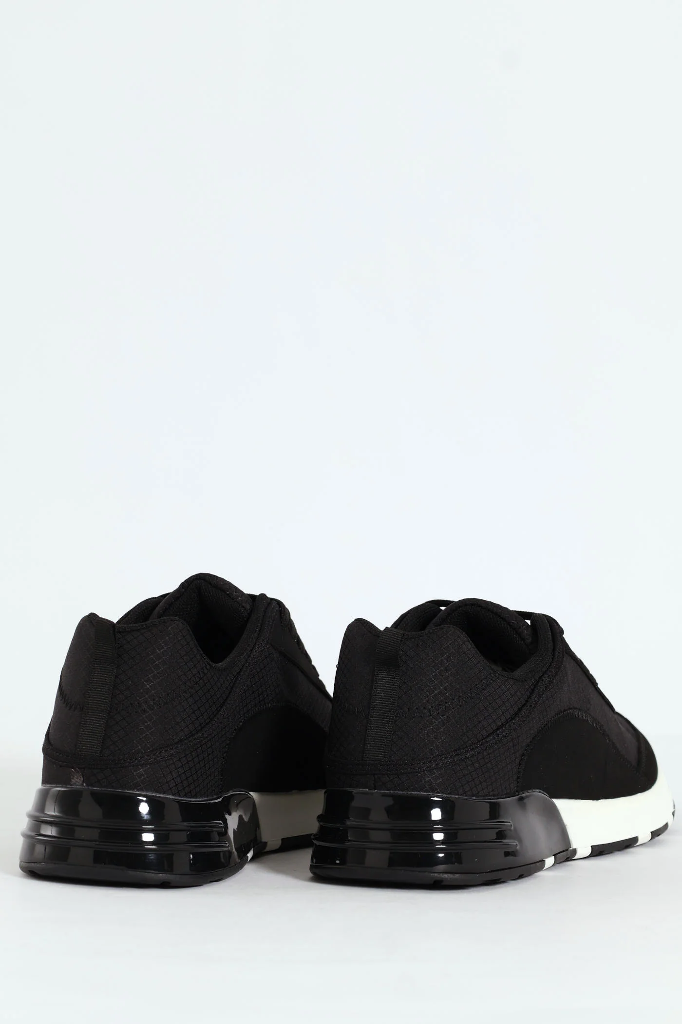 Trainer With Heel Insert On Sole - Black - Image 4