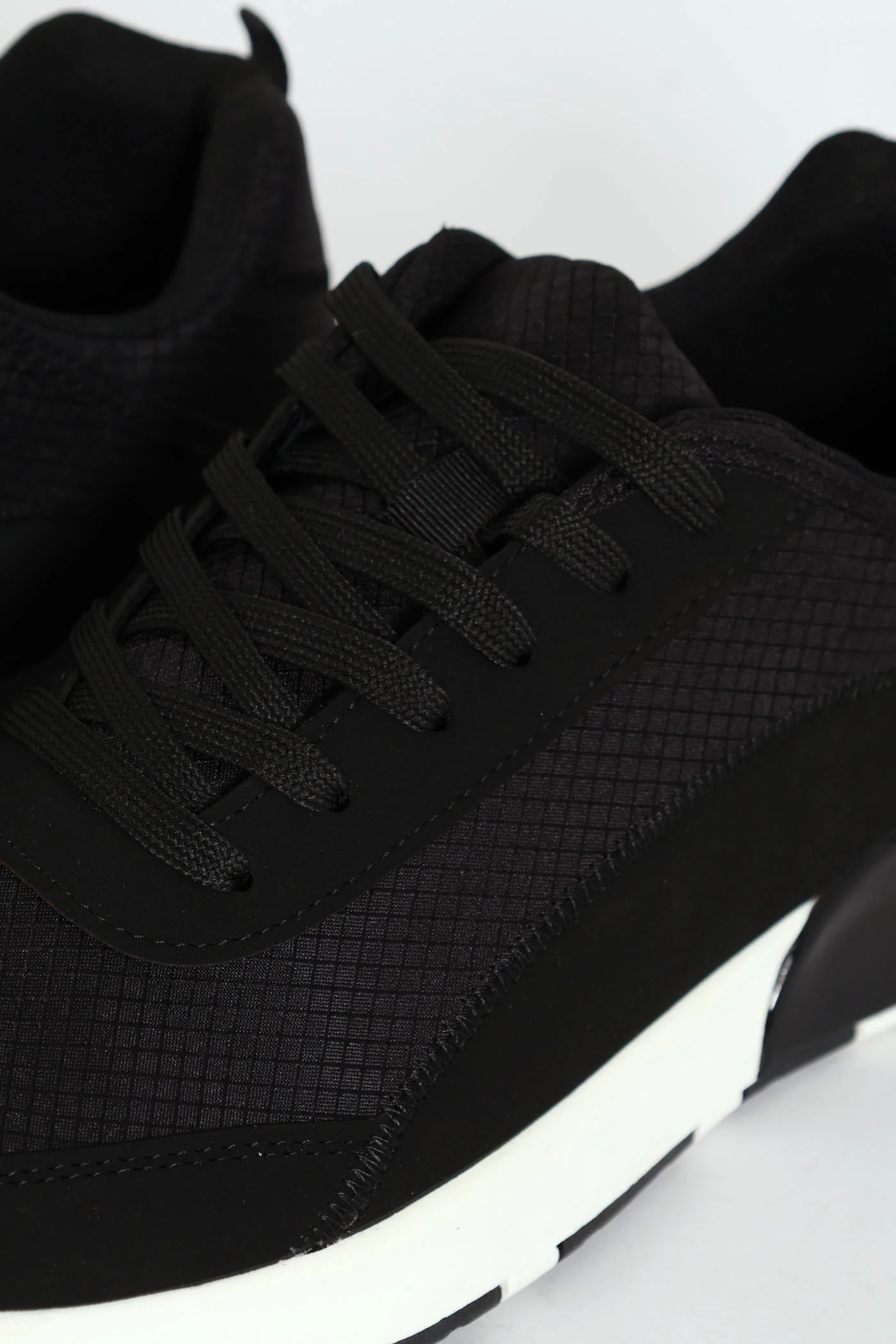 Trainer With Heel Insert On Sole - Black - Image 5