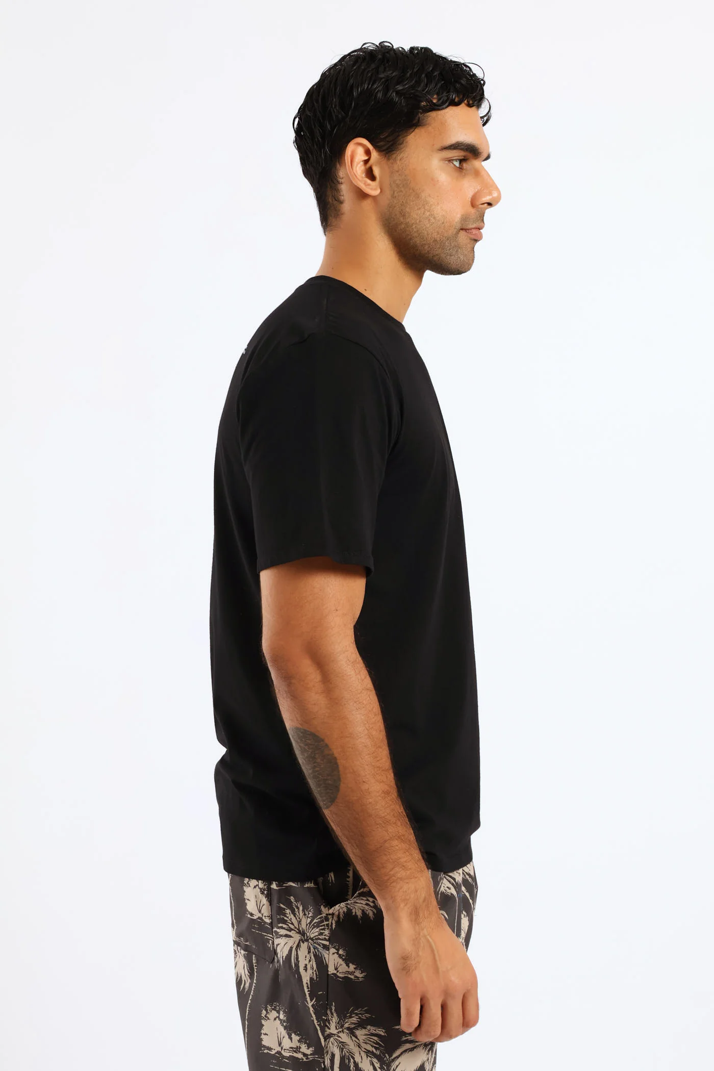 Tread Front & Back Tee - Black - Image 4