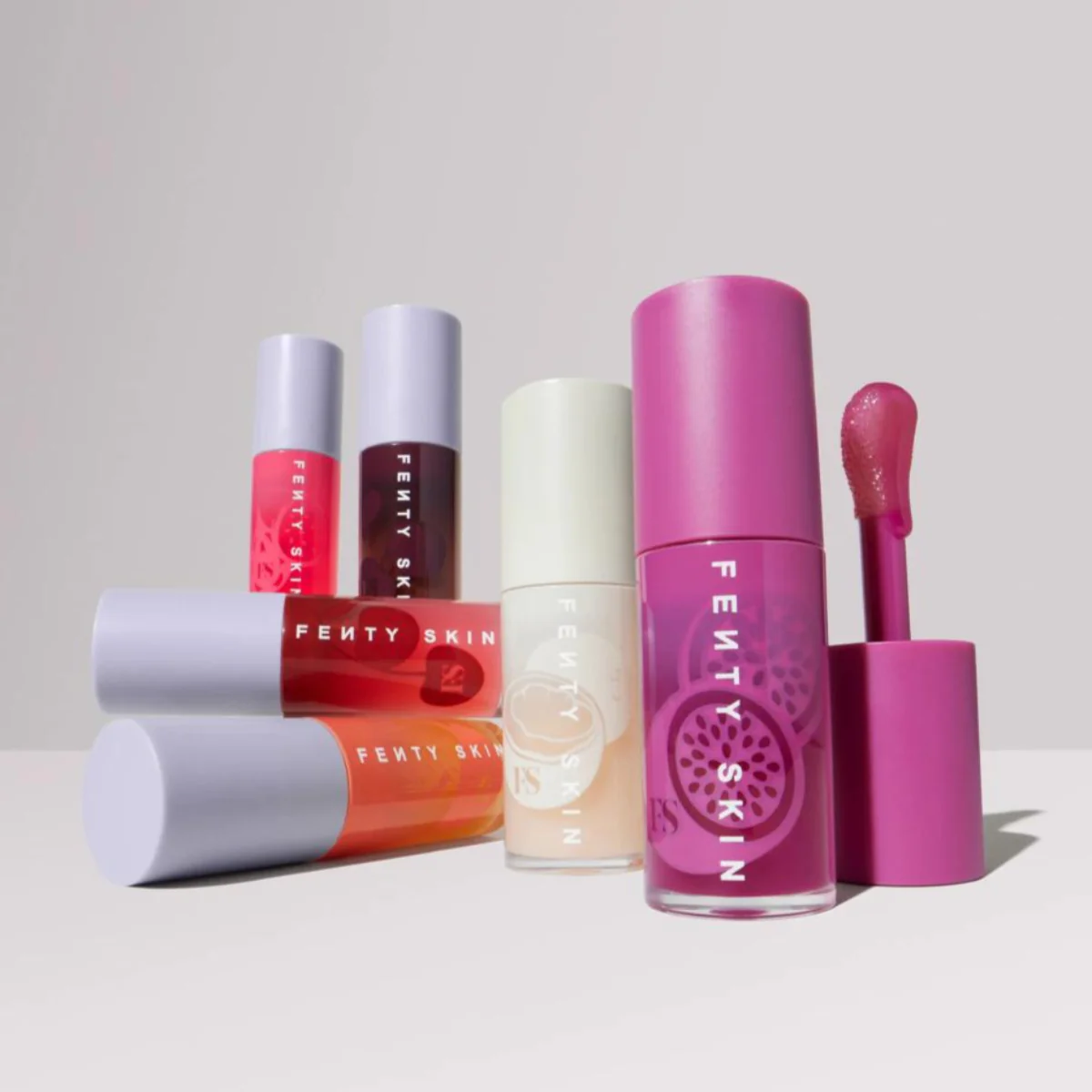 Treatz Hydrating + Strengthening Lip Oil - Image 14