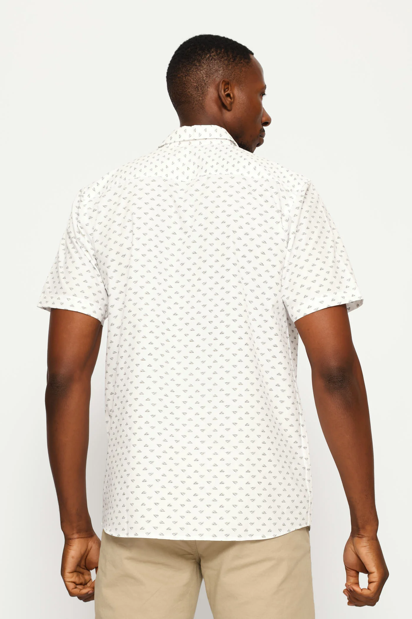 Triangle Print Regular Shirt - White - Image 9