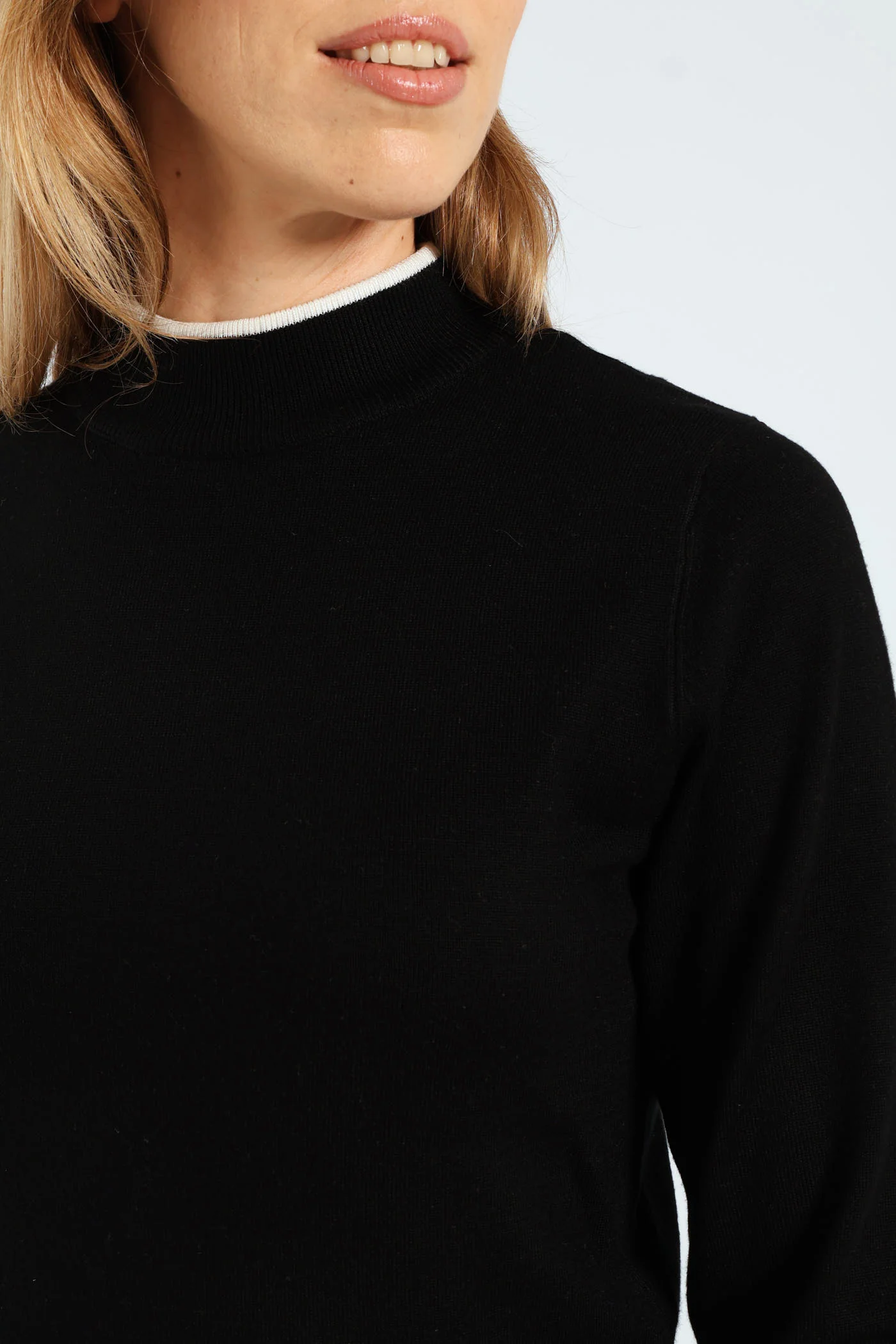 Turtleneck Tipped Pullover - Black/Cream - Image 2