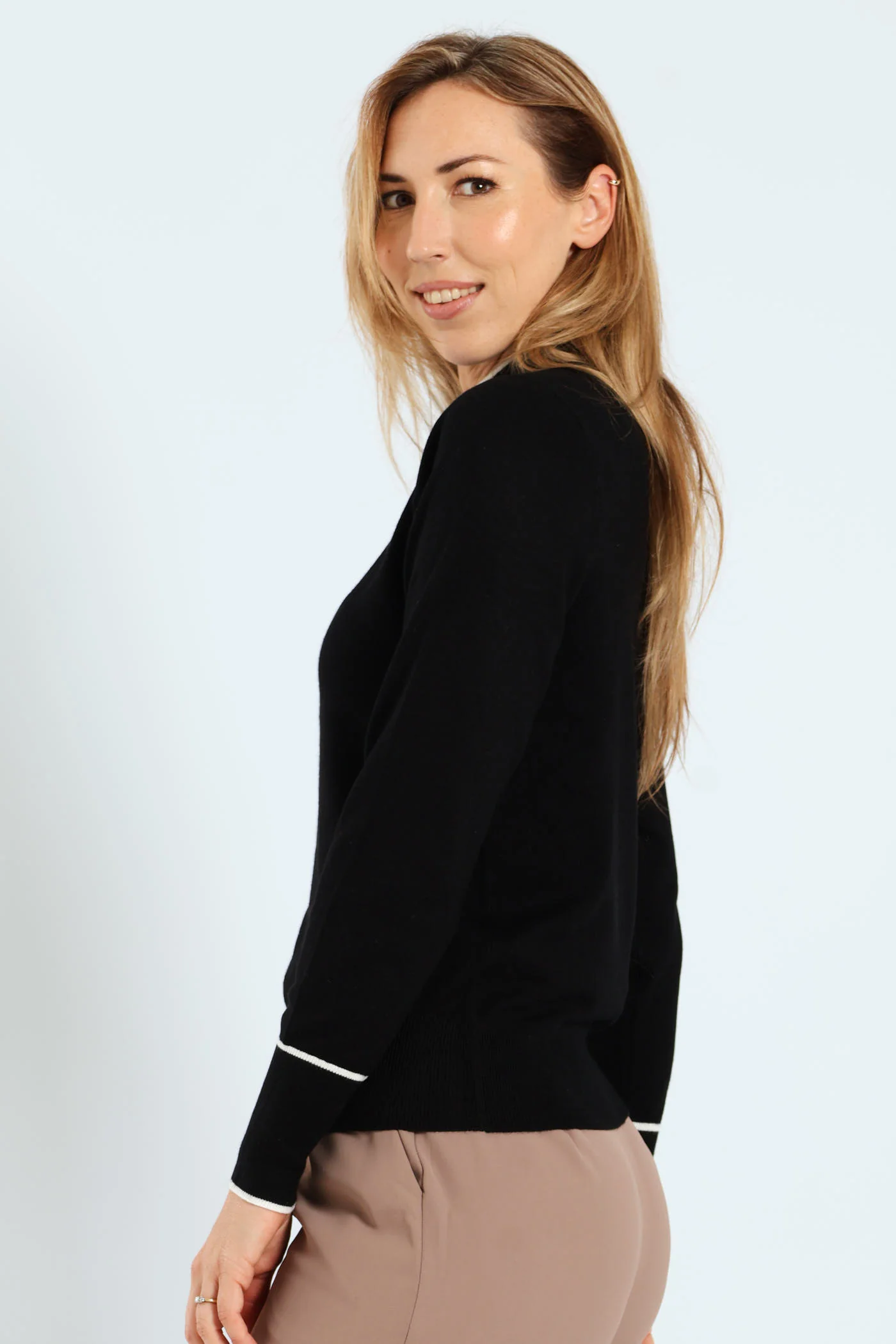 Turtleneck Tipped Pullover - Black/Cream - Image 4
