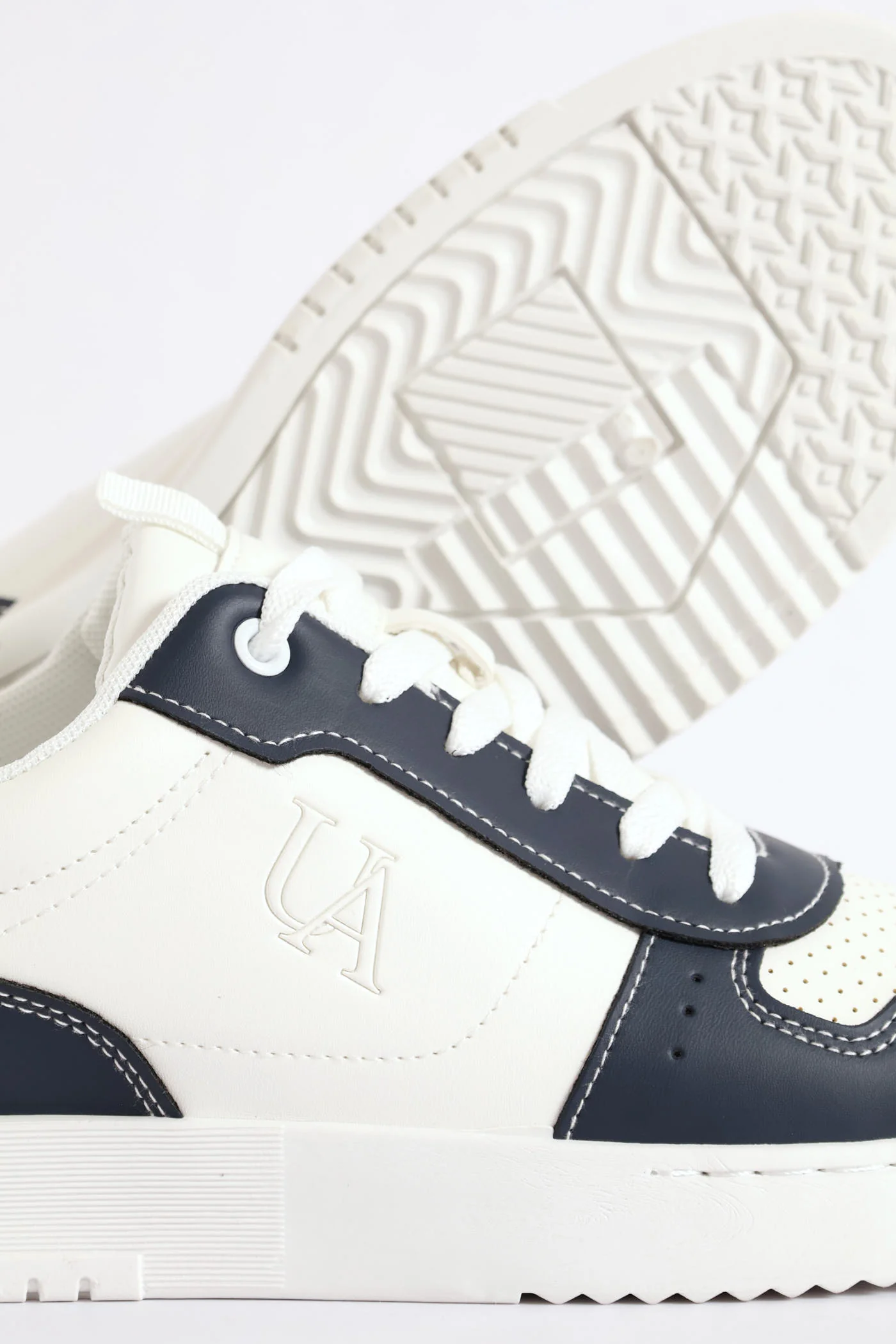 Ua Vector 1 Nubuck Sneaker - White/Navy - Image 7