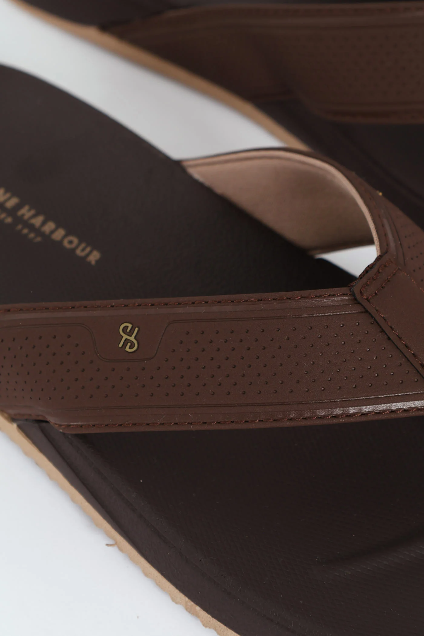 Ultra Soft Wide Vamp Sandal - Chocolate - Image 2