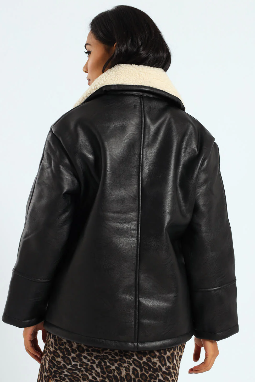 Utility Pu Sherpa Jacket - Black - Image 3