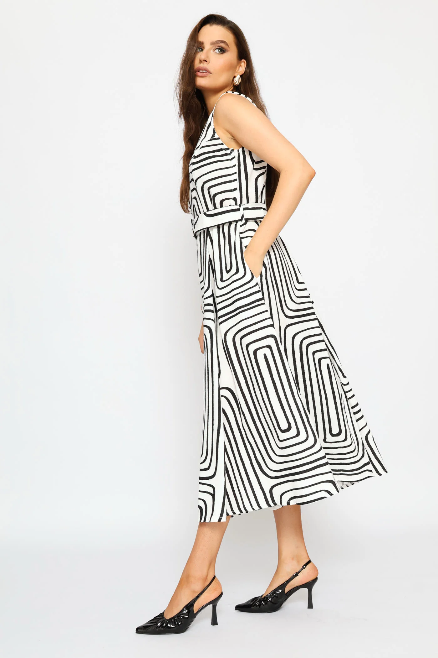 V-Neck Belted Fit and Flare Tea Midi Dress - White/Black - Image 3