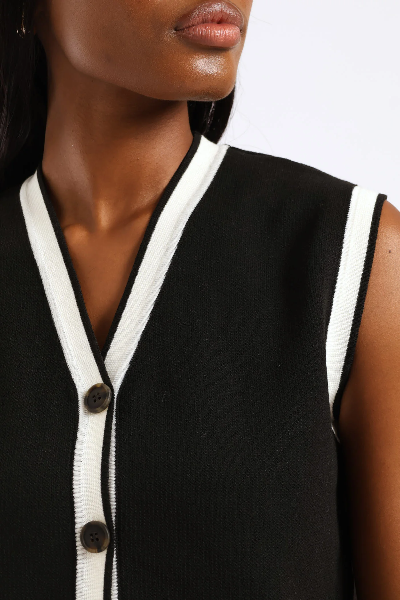 V-Neck Button Through Sweater Vest - Black/Cream - Image 4