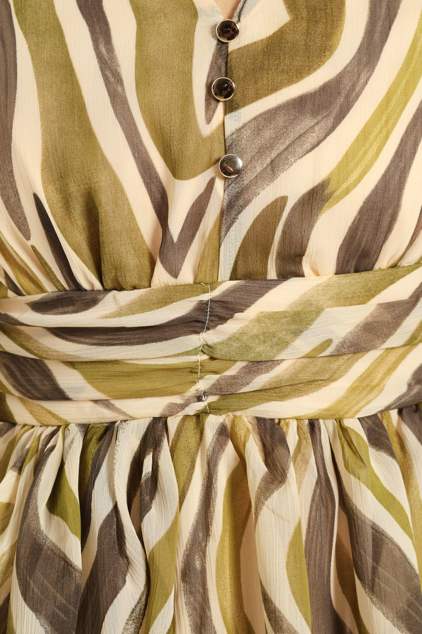 V-Neck Elasticated Waist Tiered Tea Dress - Green - Image 2