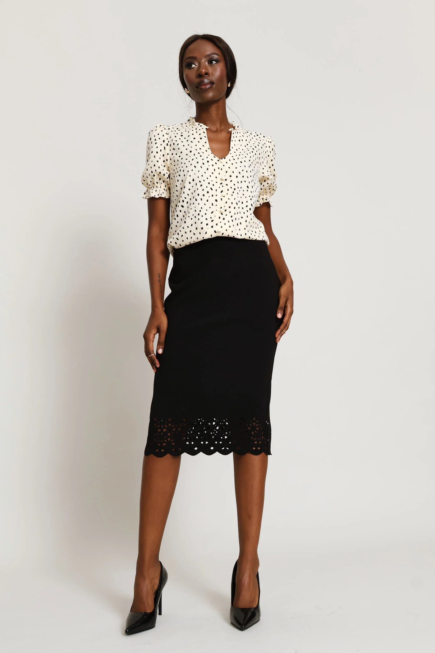 V-Neck Frill Neck Spot Blouse - Cream - Image 5
