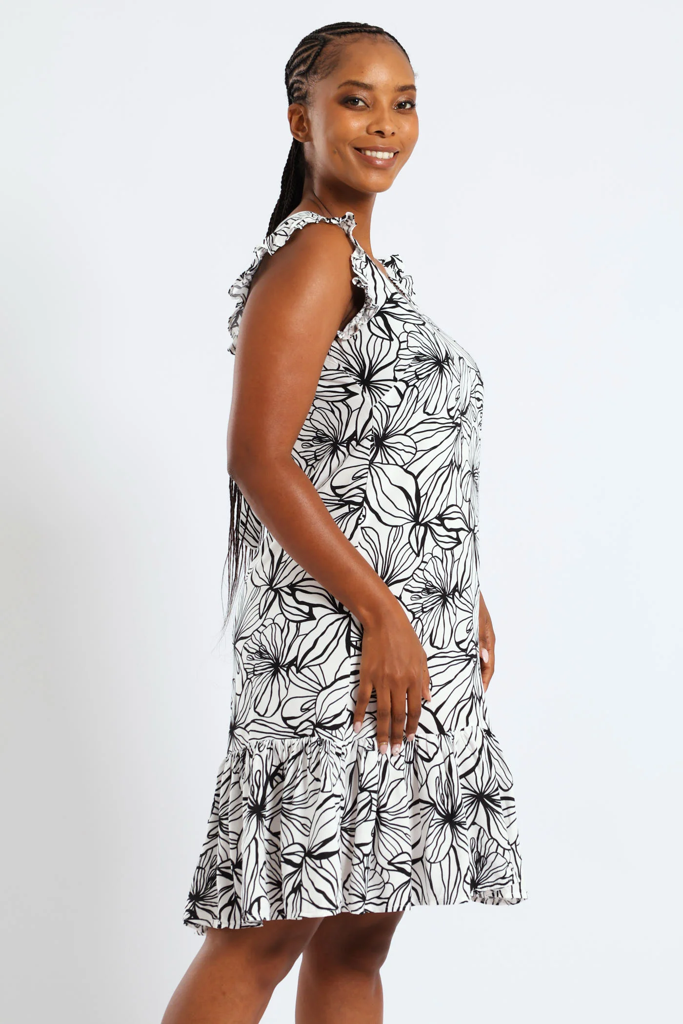 V-Neck Frill Sleeve Drop Hem Printed Mini Dress - White/Black - Image 4