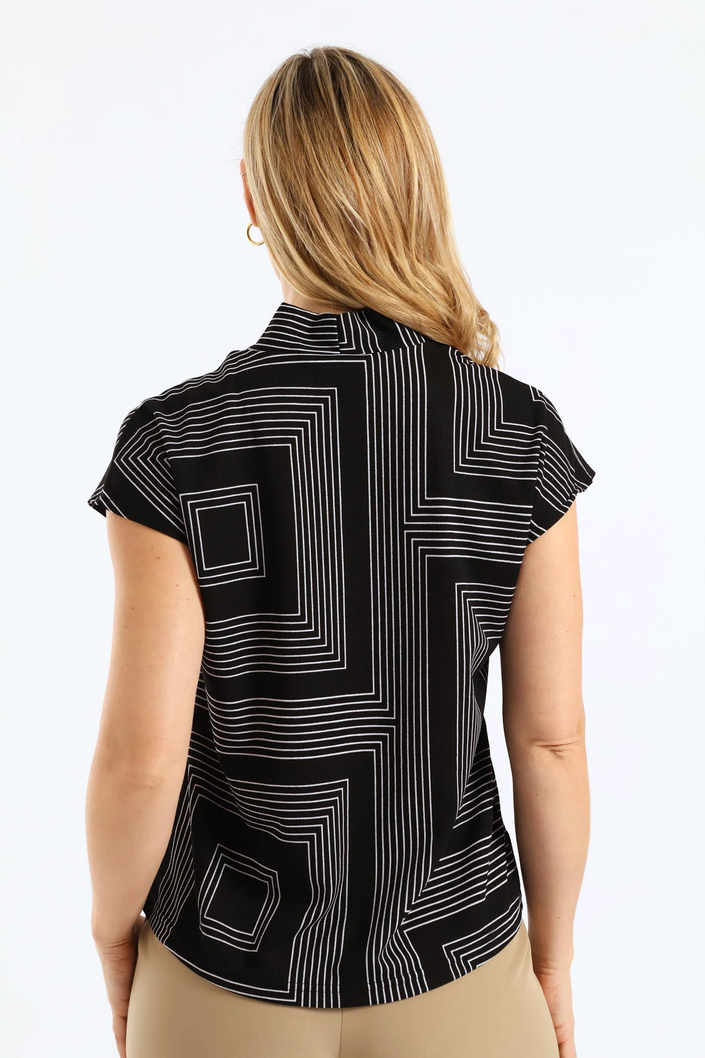 V-Neck Geo Basic Blouse - Black/White - Image 3