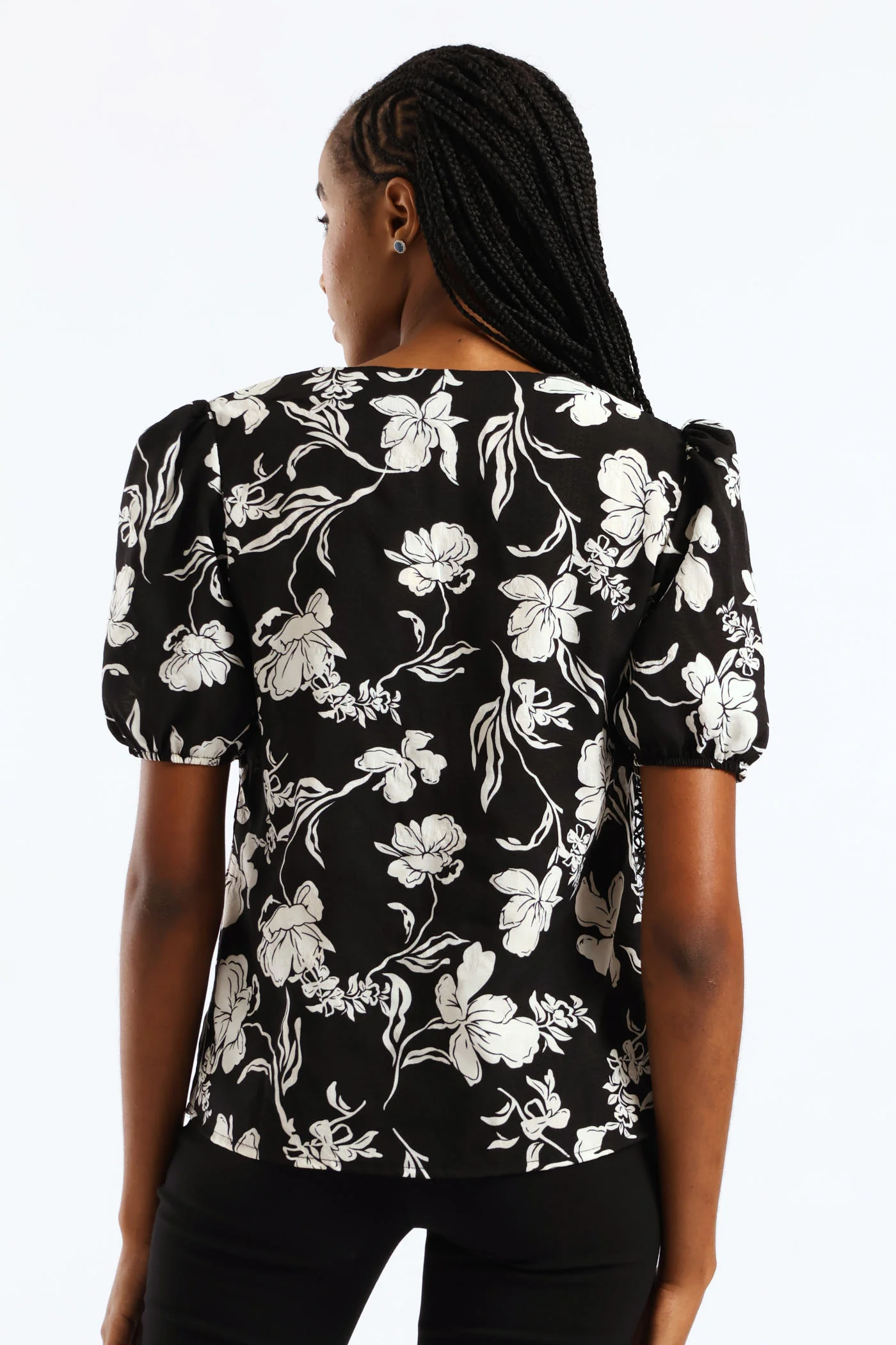 V-Neck Monochrome Floral Blouse - Black/Cream - Image 4