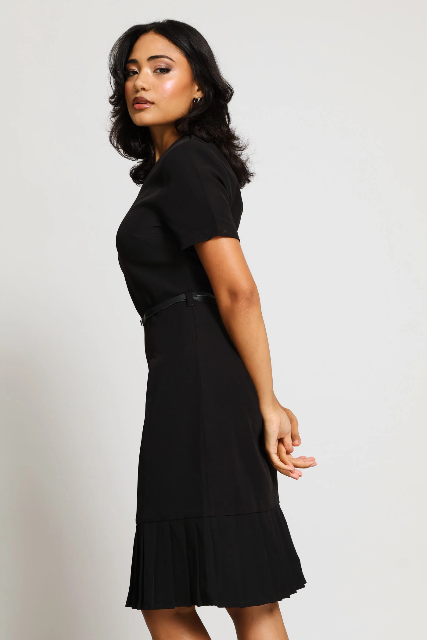 V-Neck Pleated Frill Hem Work Dress - Black - Image 4