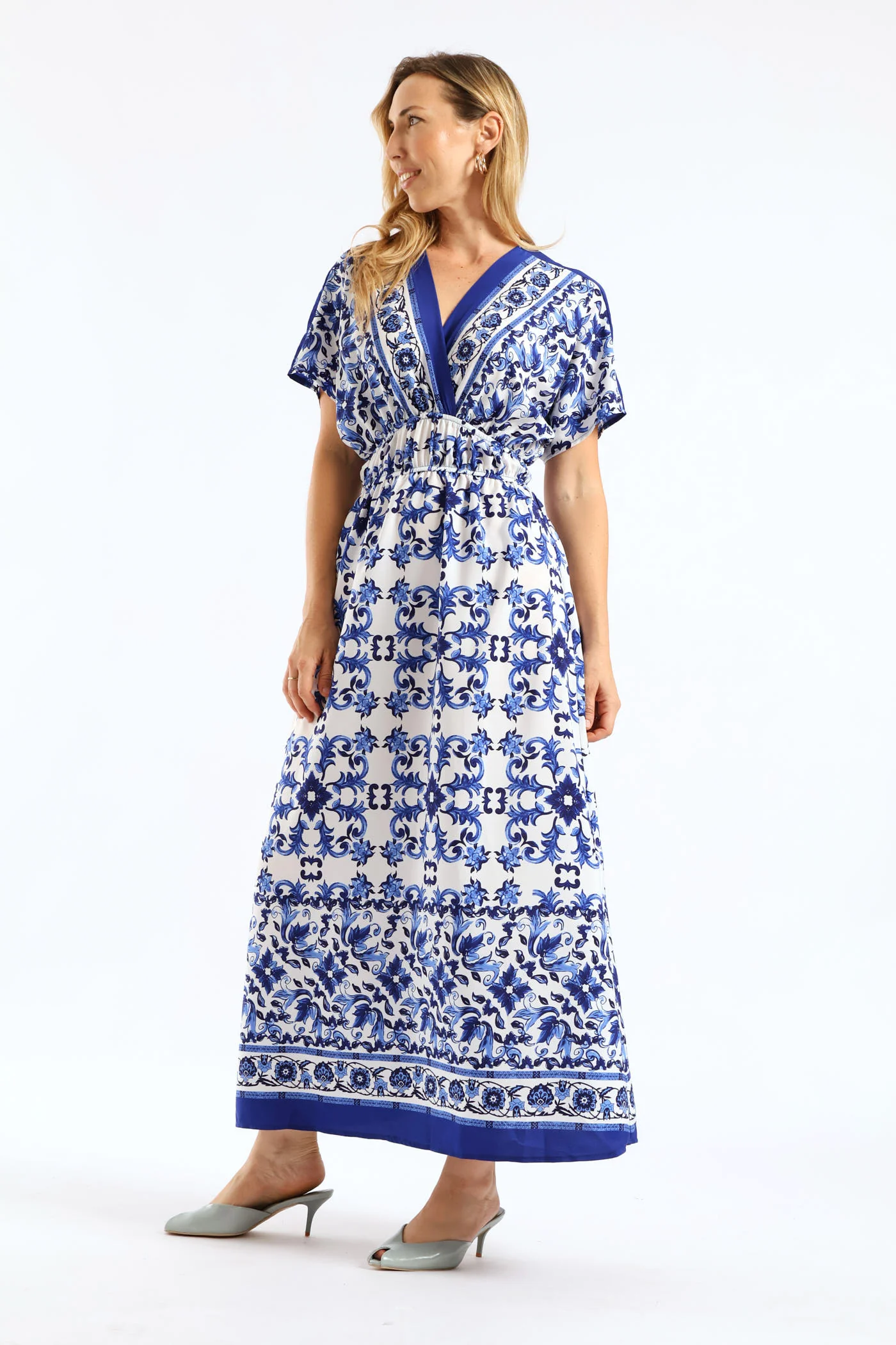 V-Neck Print Satin Fit & Flare Waisted Kaftan Maxi Dress - White/Blue - Image 4