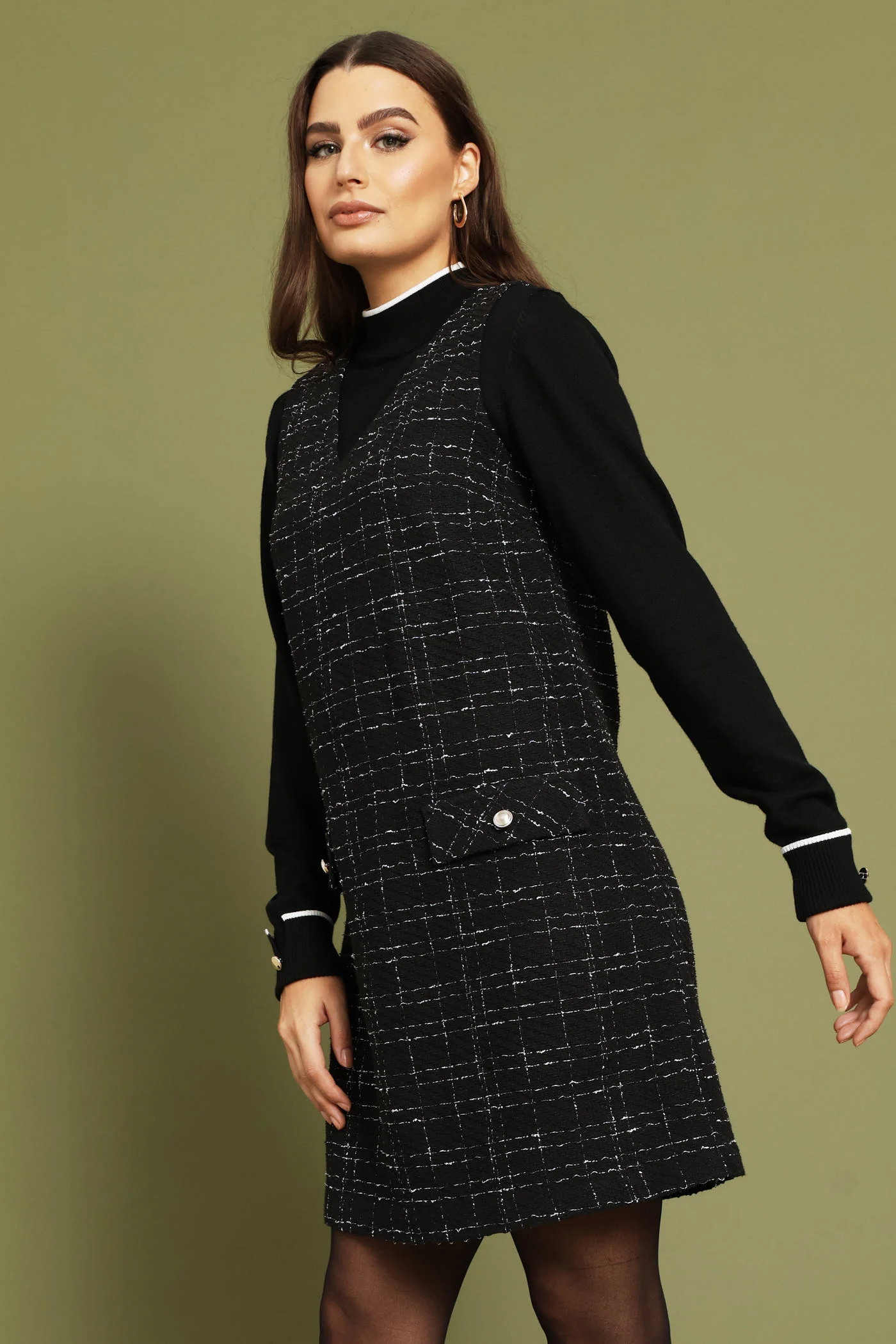 V-Neck Shift Tweed Dress - Black - Image 5