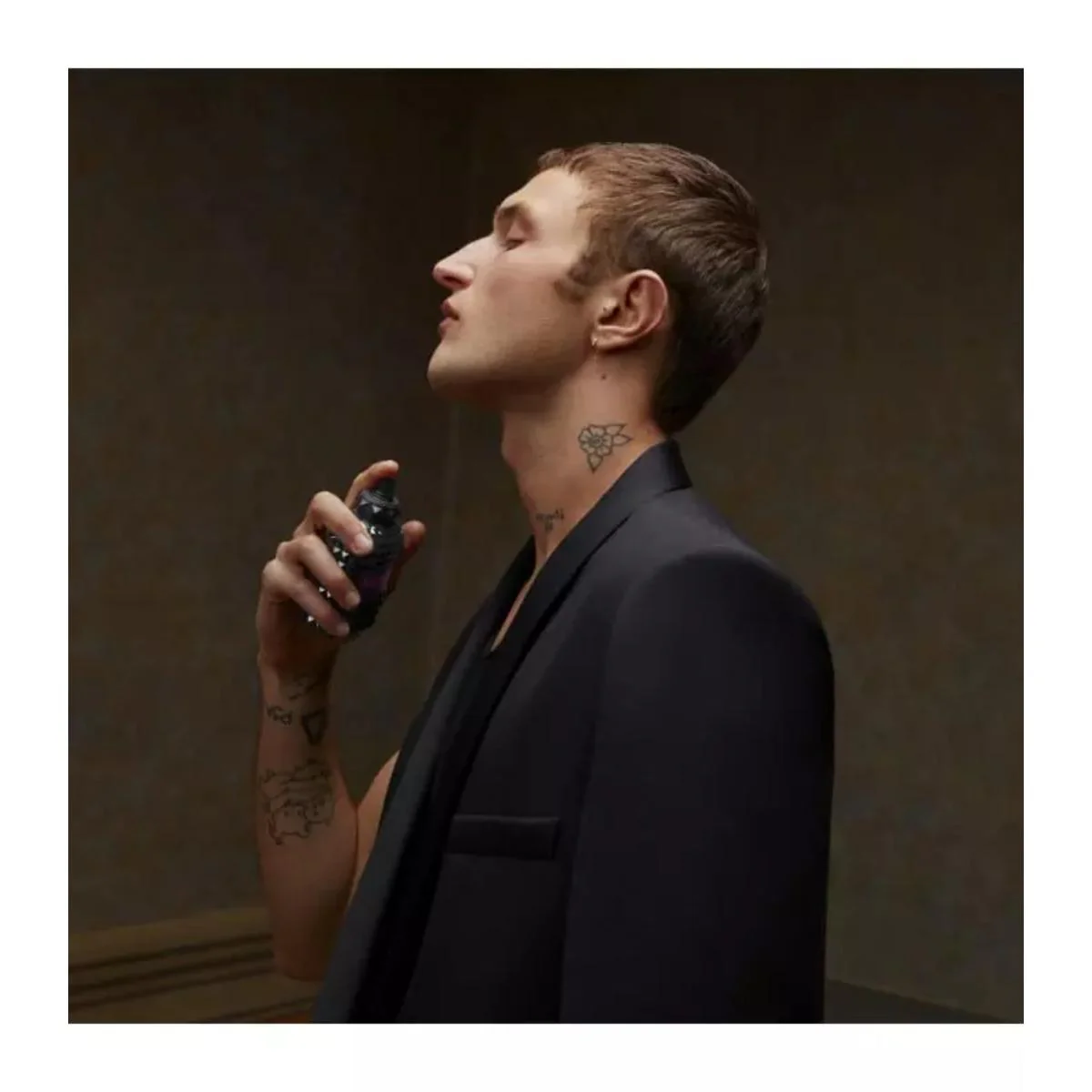 Born In Roma Uomo Extradoses Parfum - Image 9