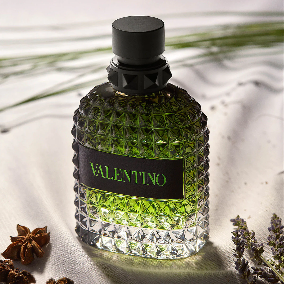 Born In Roma Uomo Green Stravaganza Eau de Toilette - Image 7