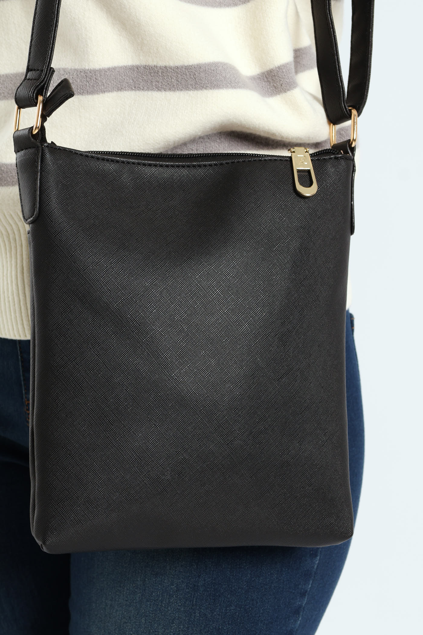 Vanida Crossbody Bag - Black - Image 4