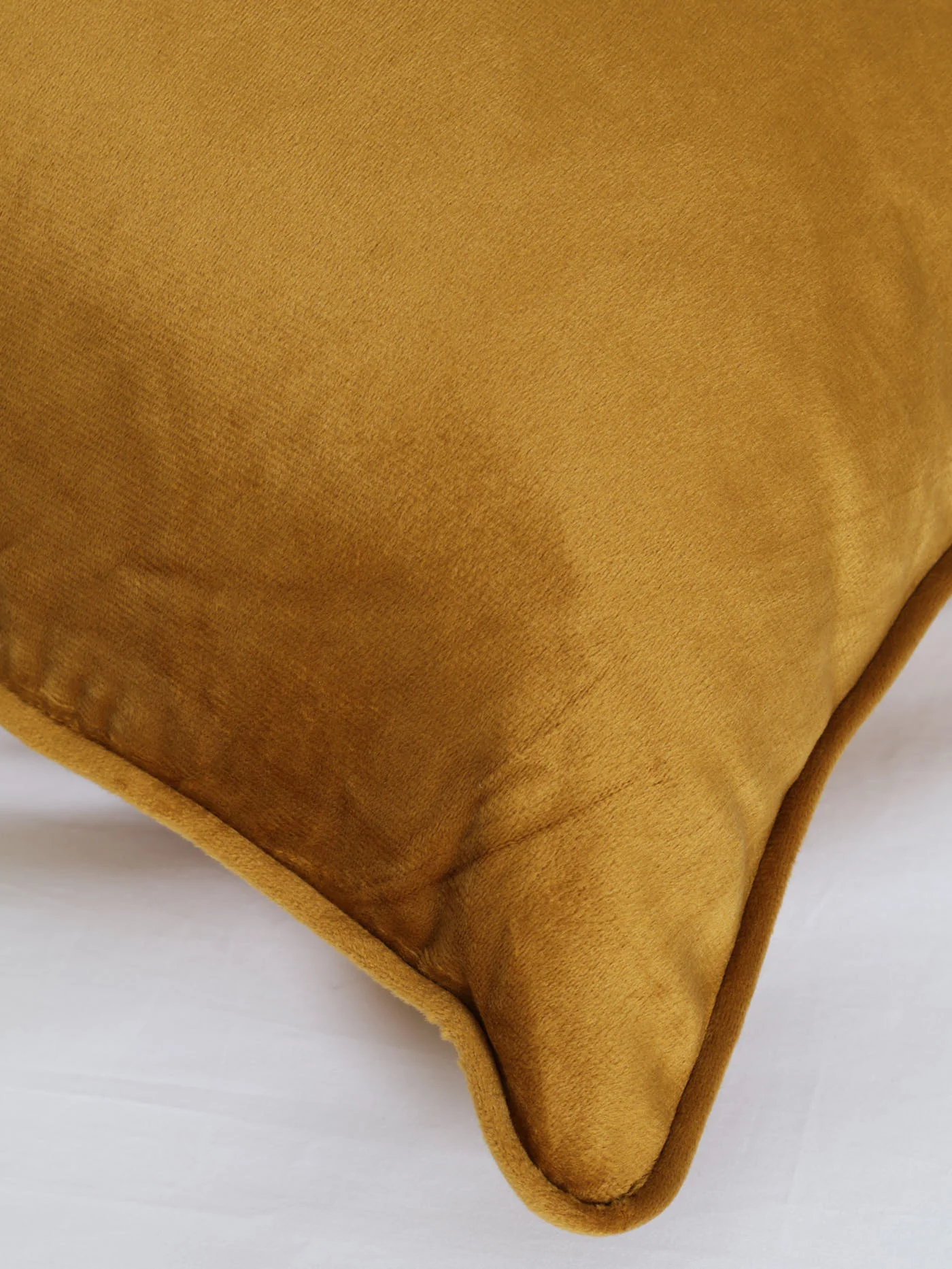 Velvet Piping Scatter Cushions - Orche - Image 2