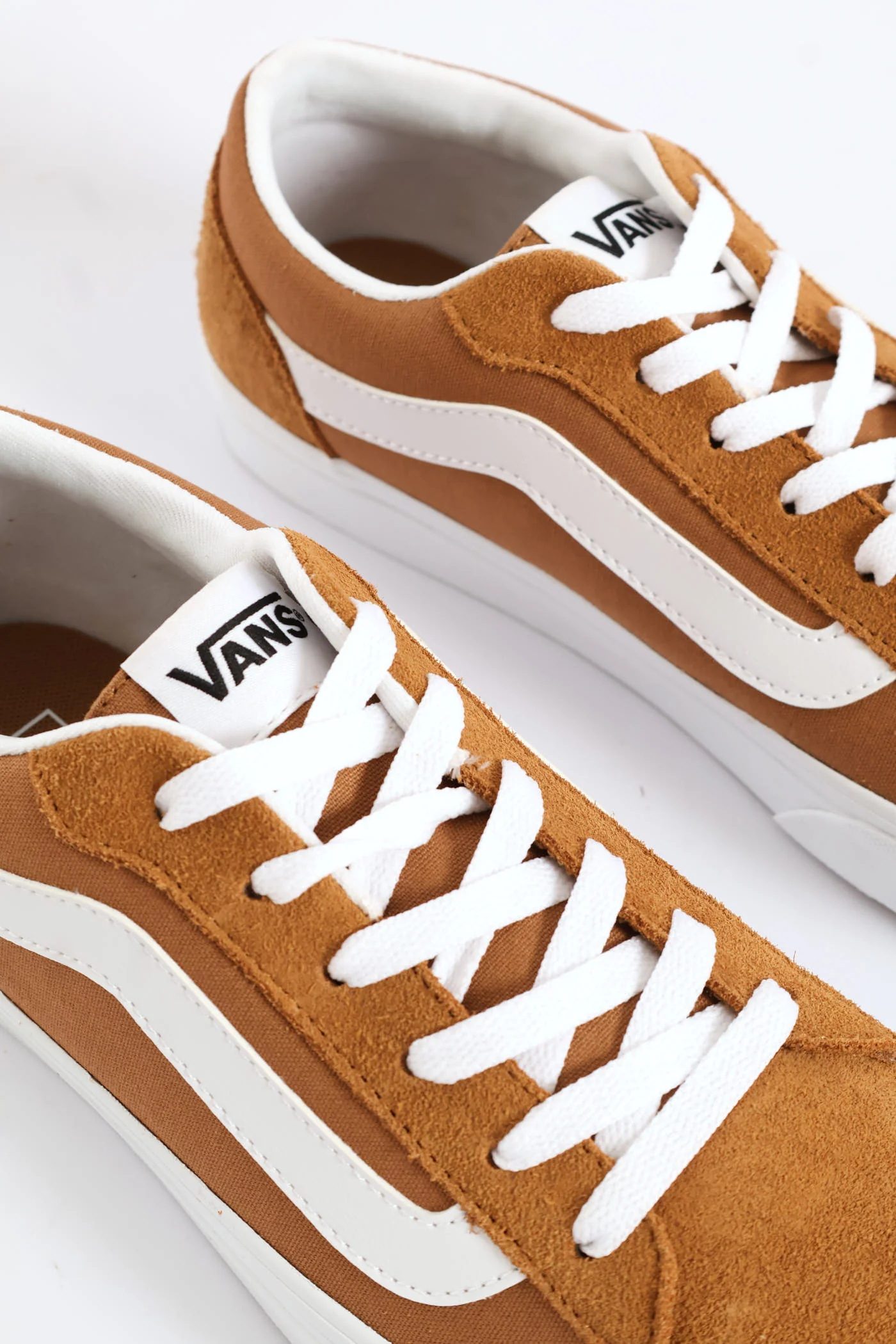 Vero Lace Up Sport Low Sneaker - Tan - Image 2