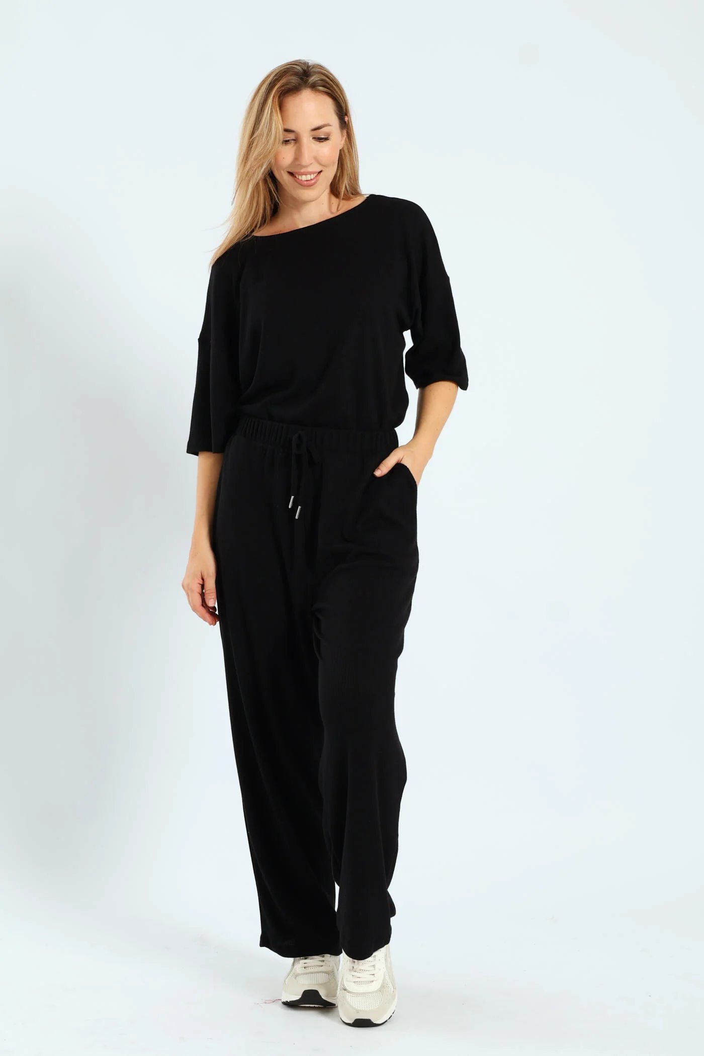 Waffle Jogger With Ties - Black - Image 3