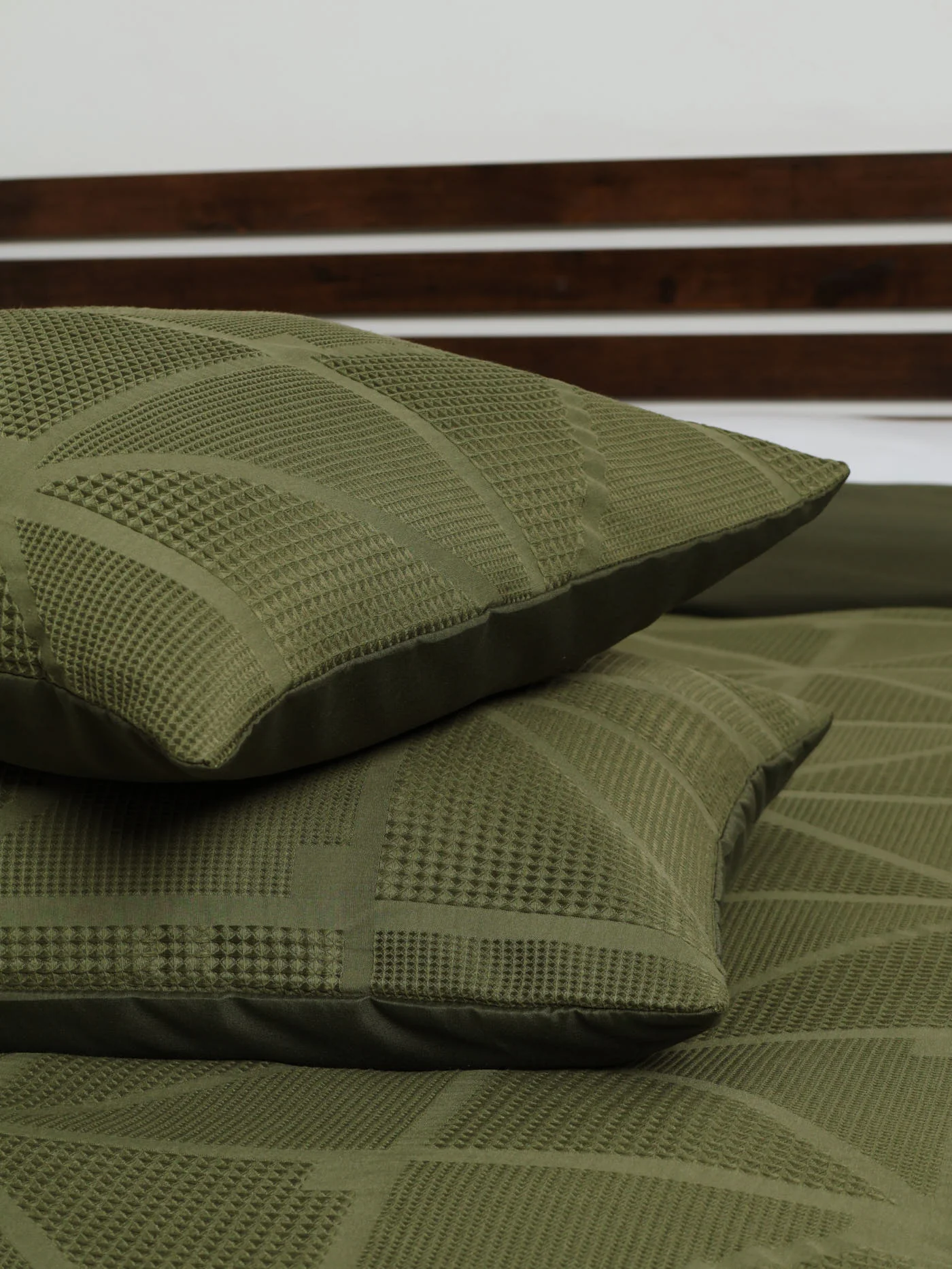 Waffle Square Textured Duvet Cover Set - Olive - Image 3