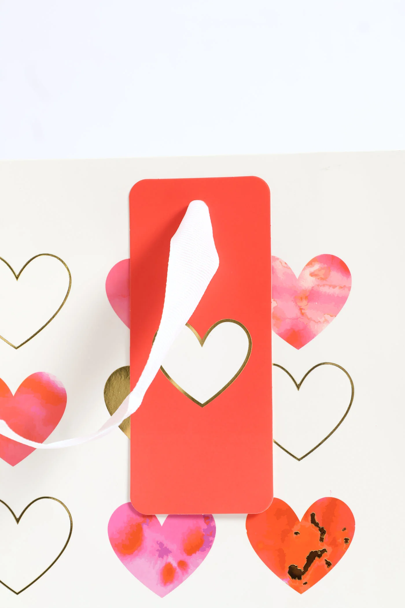 Water Colour Heart Gift Bag Medium - White - Image 3
