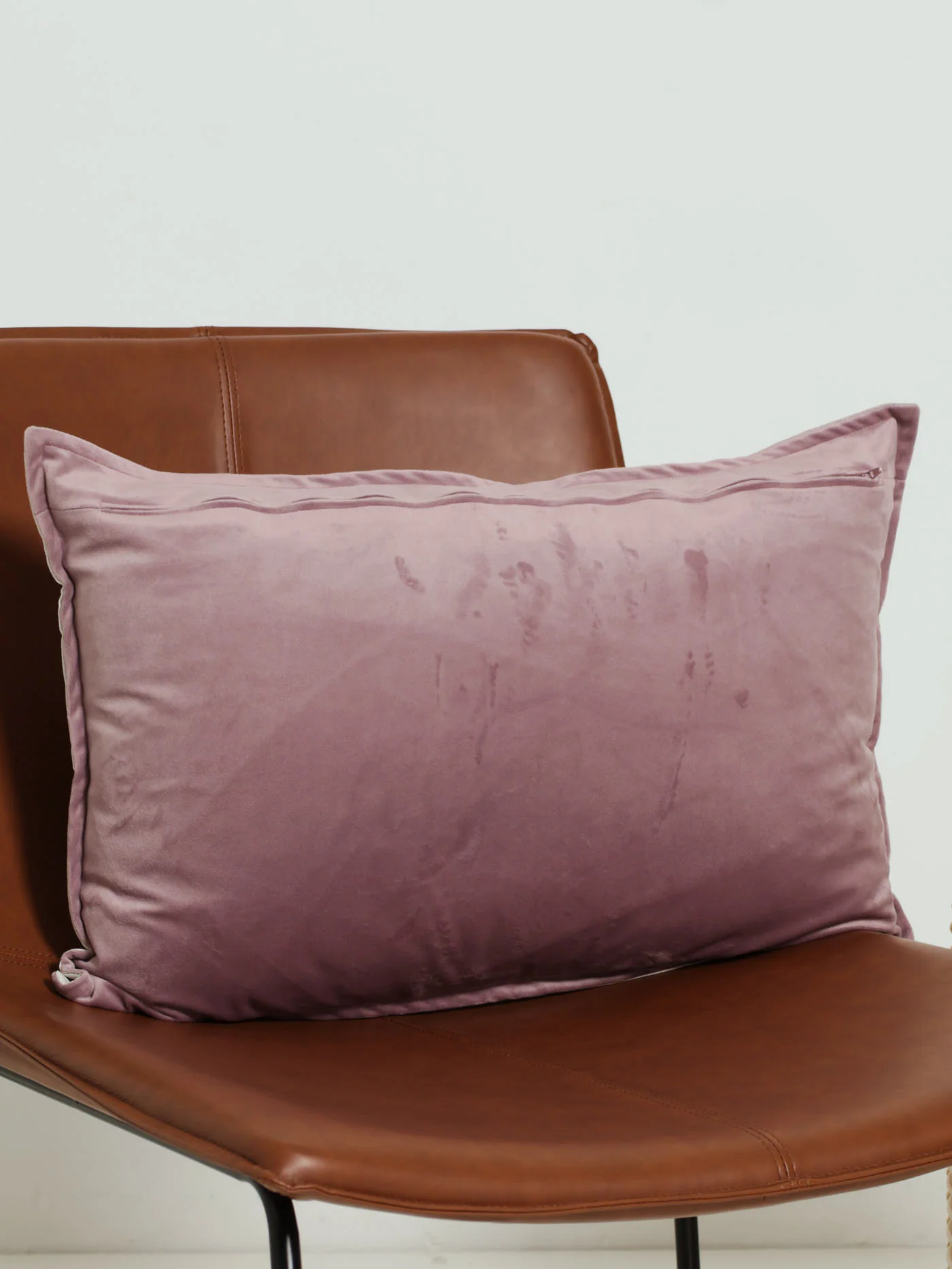 Waterlily Scatter Cushion - Image 3