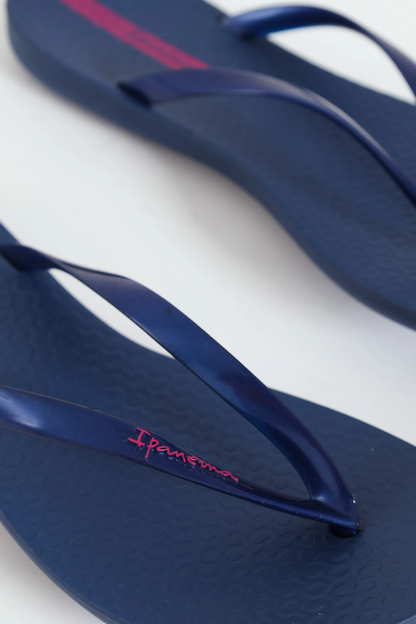Wave Thong Sandals - Navy - Image 3