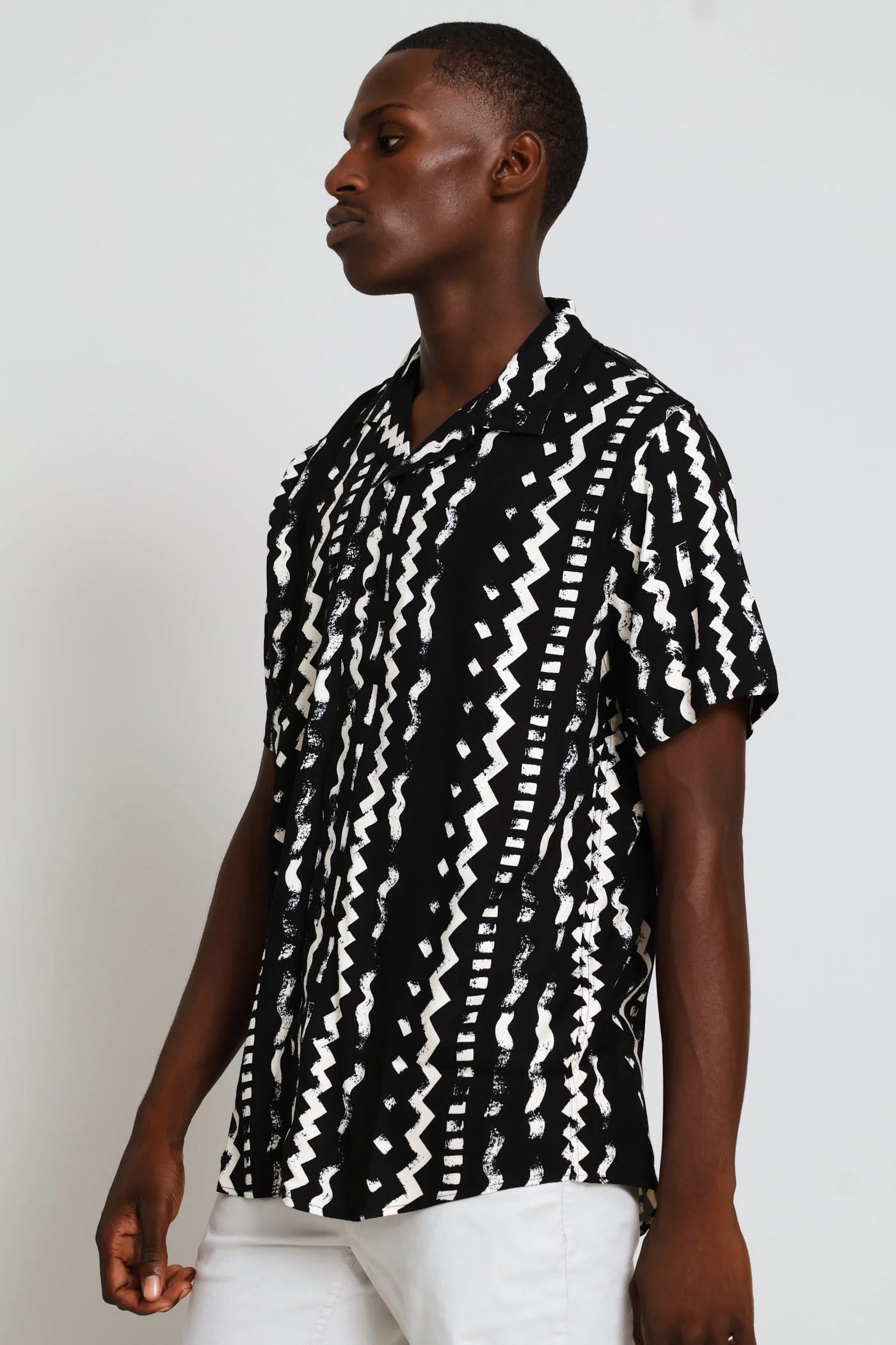 Wavy Viscose Shirt - Black - Image 3