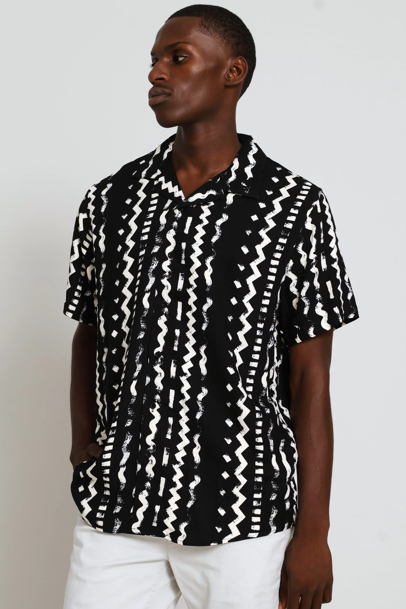 Wavy Viscose Shirt - Black - Image 4